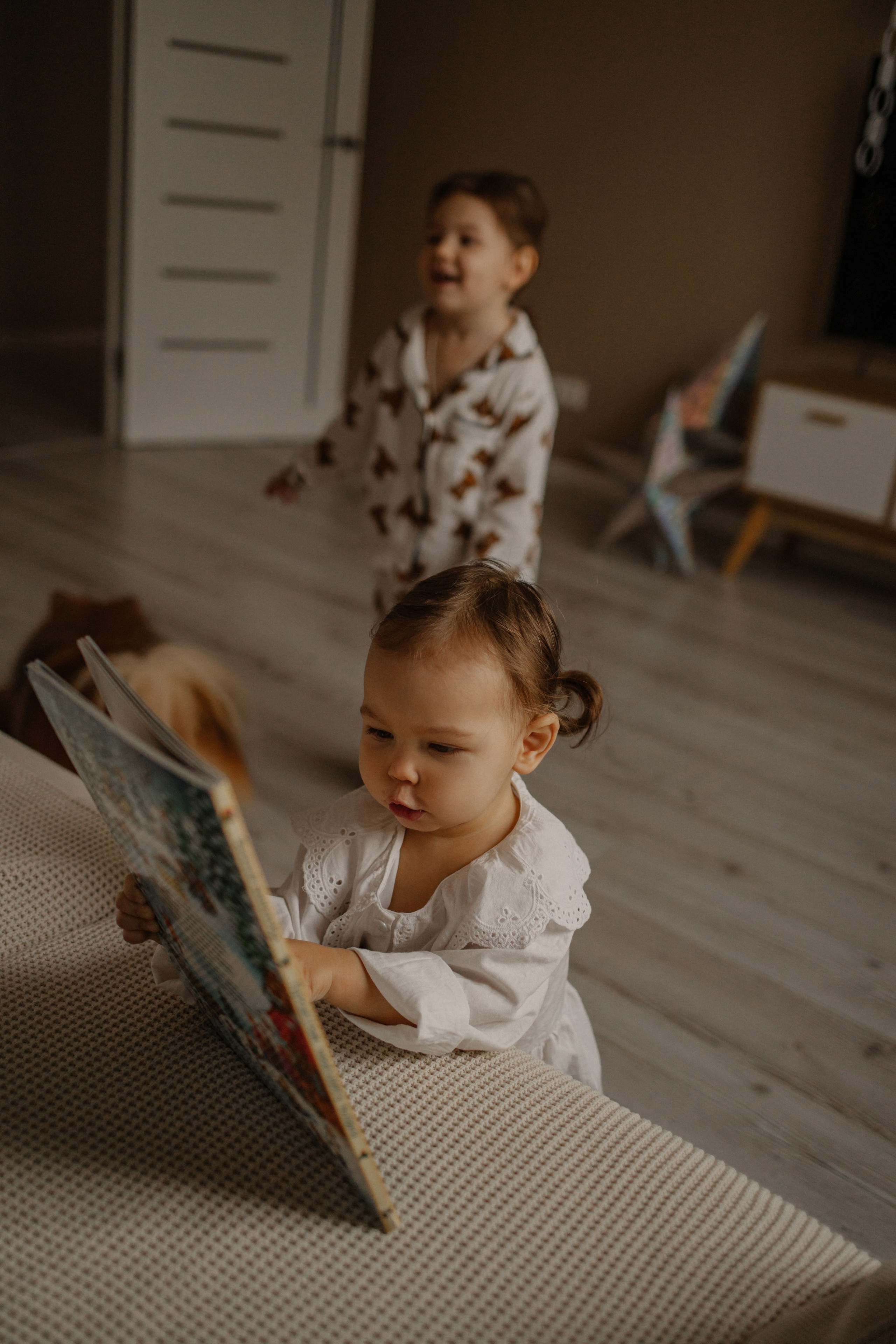 Виталий, Ксения, София, Мирослава и Маффин. Семейный фотограф в Москве Валерия Мясникова