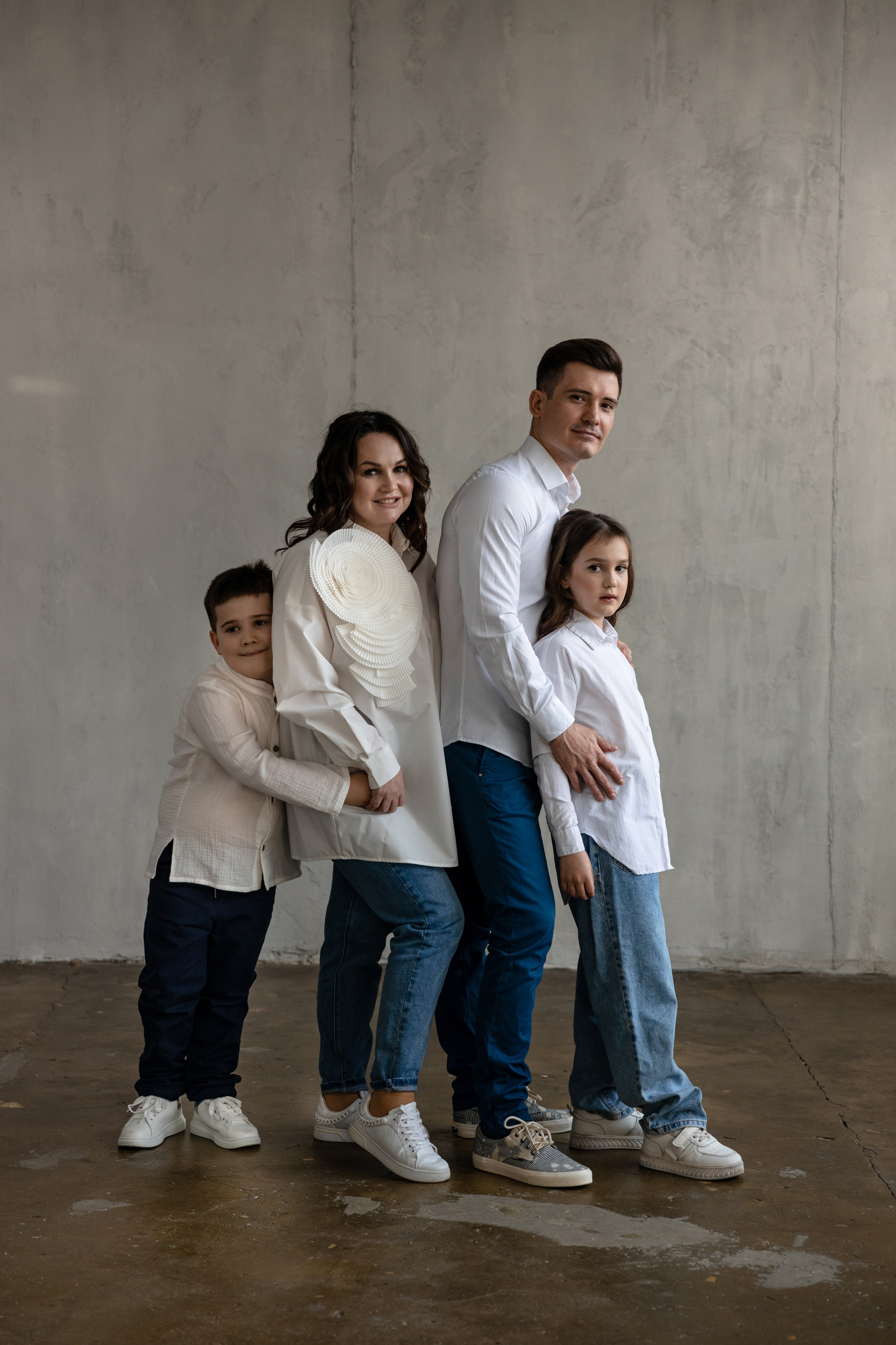 Ксюша с семьёй. Татьяна Мирзоян