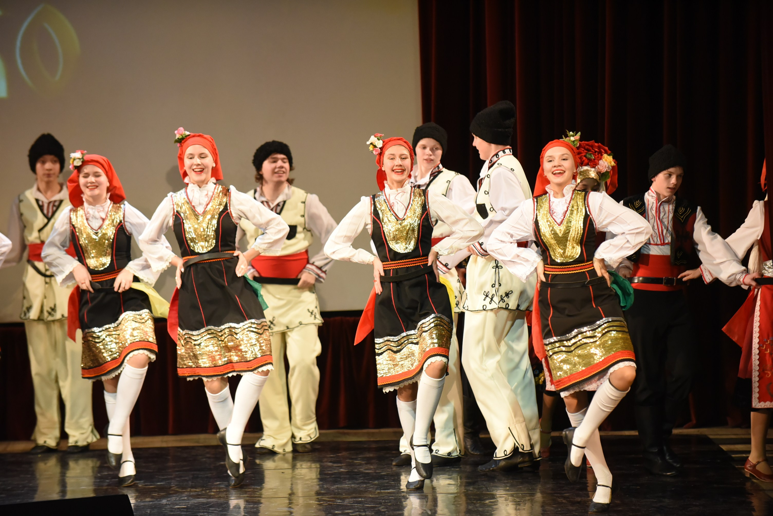 17 ноября, 3 блок, г. Москва. Золотое яблочко