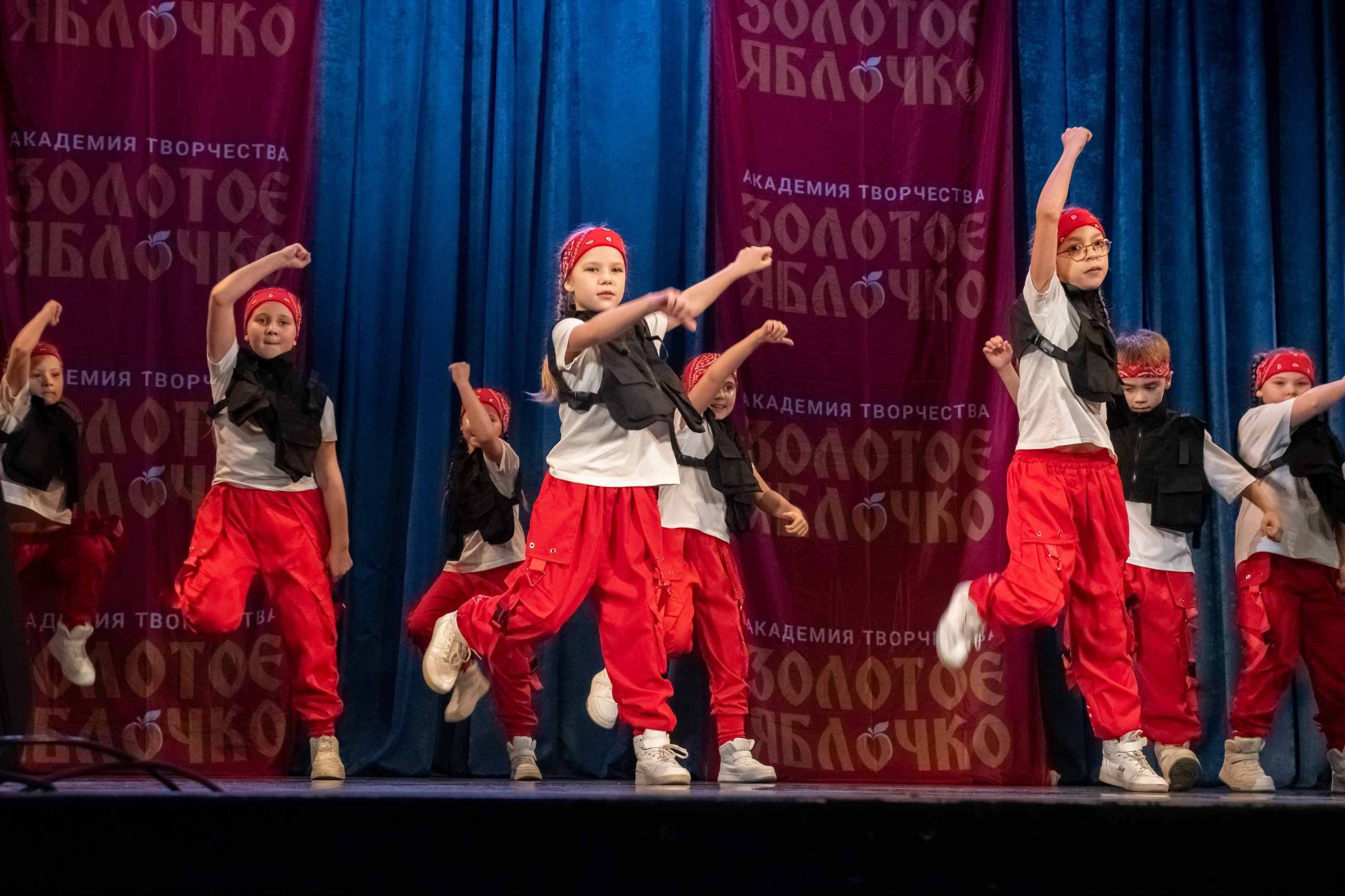 7 декабря, г. Выборг. Золотое яблочко