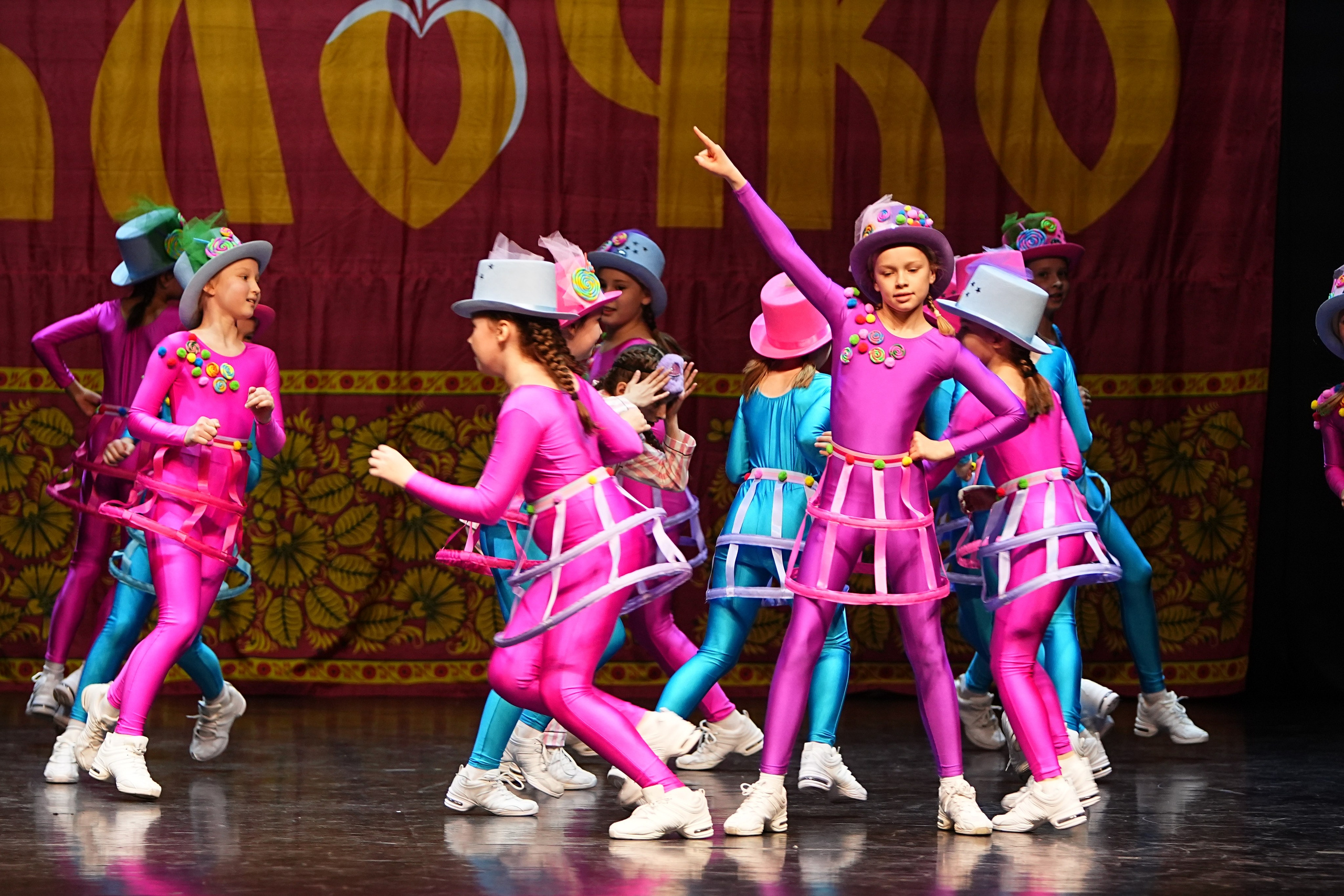 5 апреля, блок 1, г. Тверь. Золотое яблочко