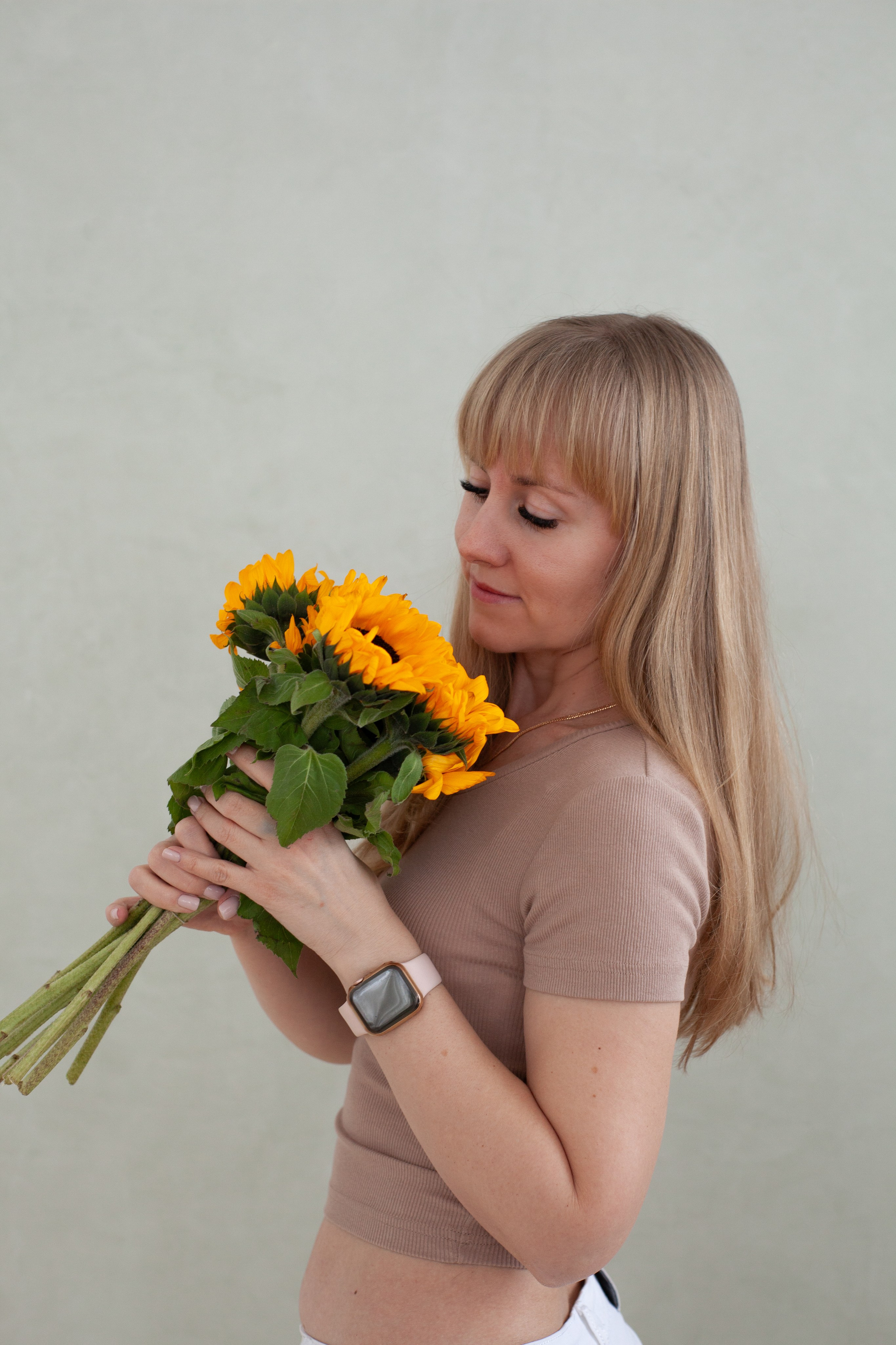 Фото день «Дарите женщинам цветы» для семейного клуба «ВМЕСТЕ». Анастасия, Фотограф женского портрета и беременности в стиле vogue