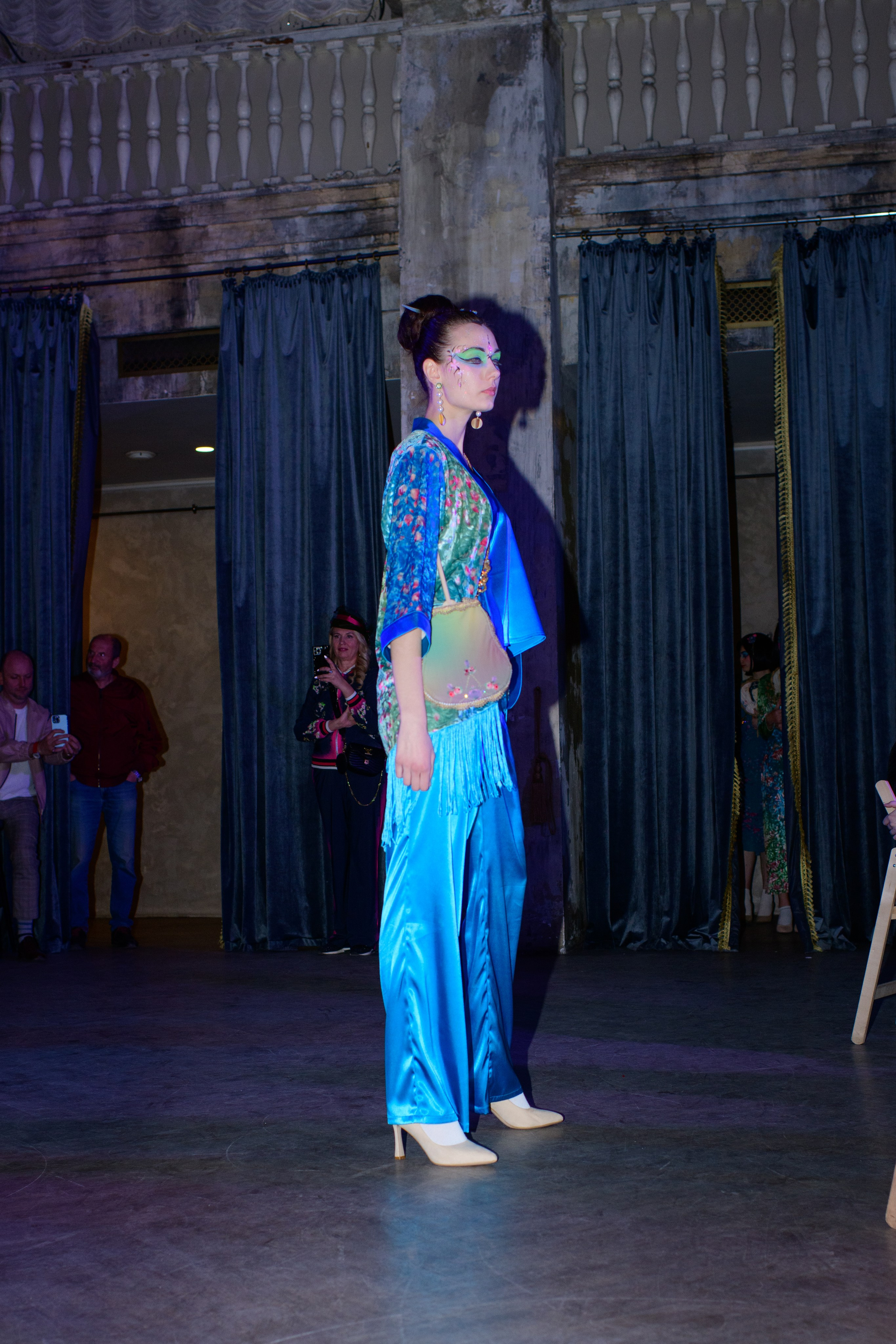 Репортаж модного показа «Люди брендов». Организация и проведение фотосъемок в Санкт-Петербурге. Фотограф Смирягин Илья