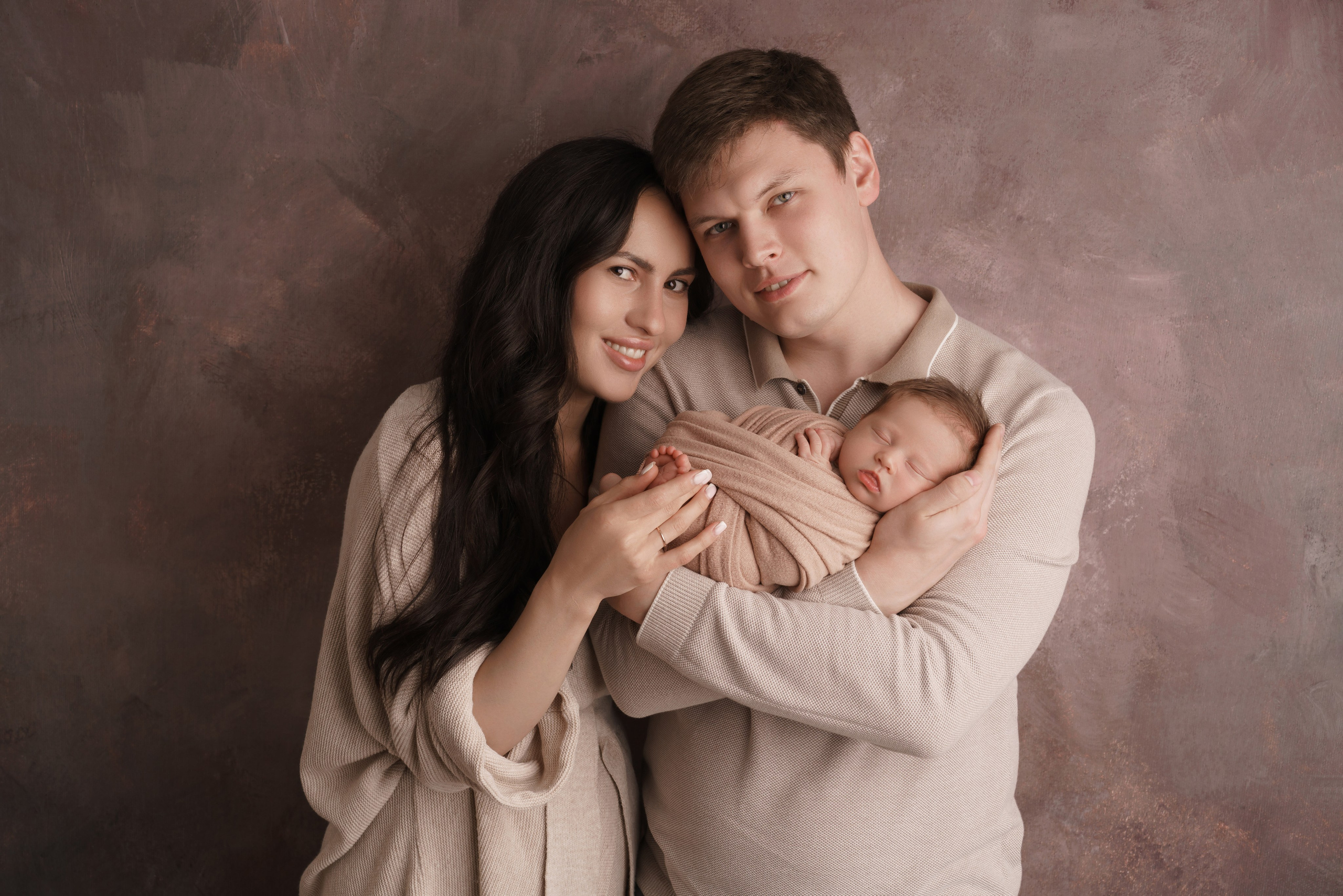 Семейные фотосессии с новорожденными | Трогательные кадры малышей и их близких в Москве и МО. Фотосессия новорожденных в Москве и Московской области | Профессиональный фотограф newborn — Татьяна Иванова