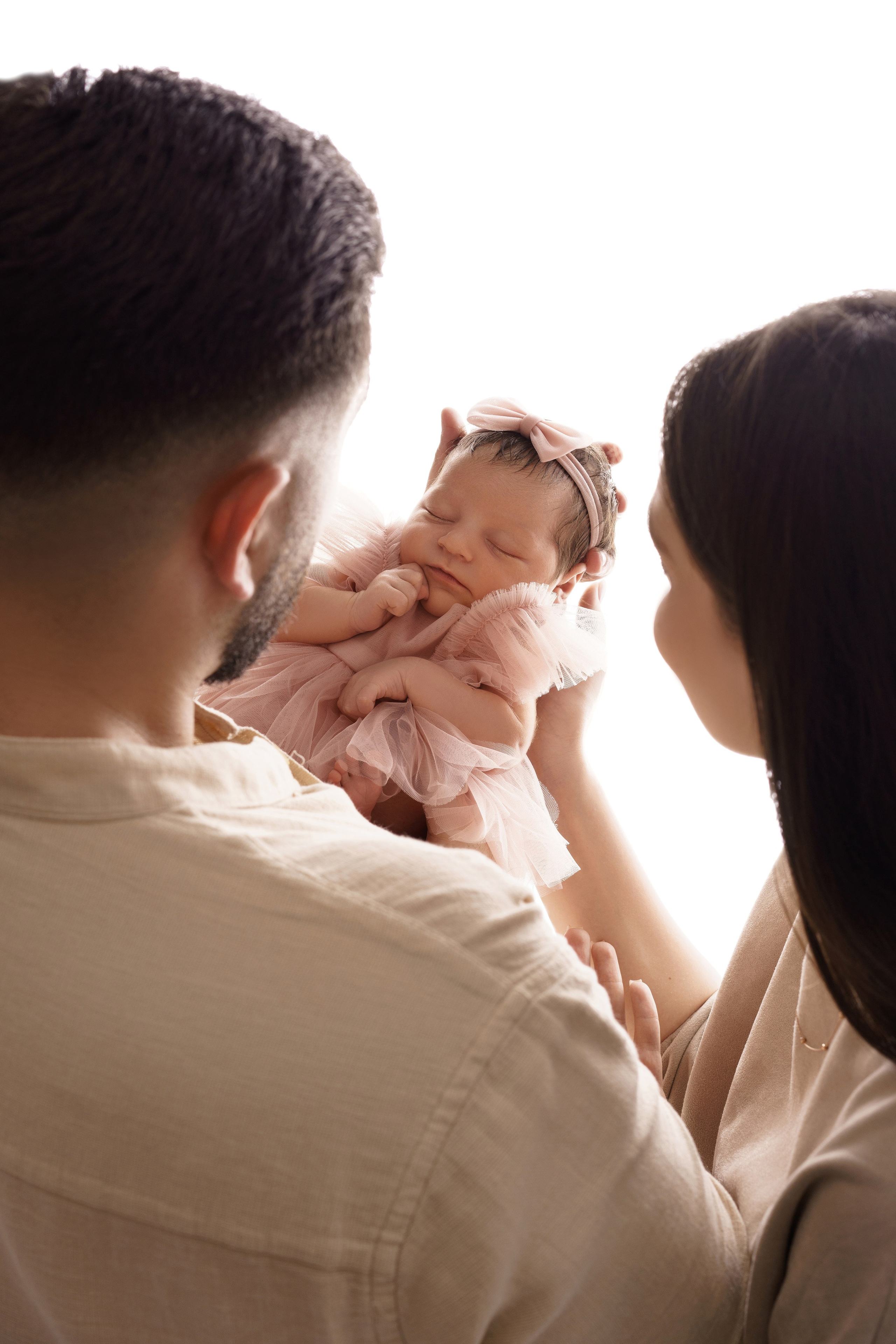 Семейные фотосессии с новорожденными | Трогательные кадры малышей и их близких в Москве и МО. Фотосессия новорожденных в Москве и Московской области | Профессиональный фотограф newborn — Татьяна Иванова