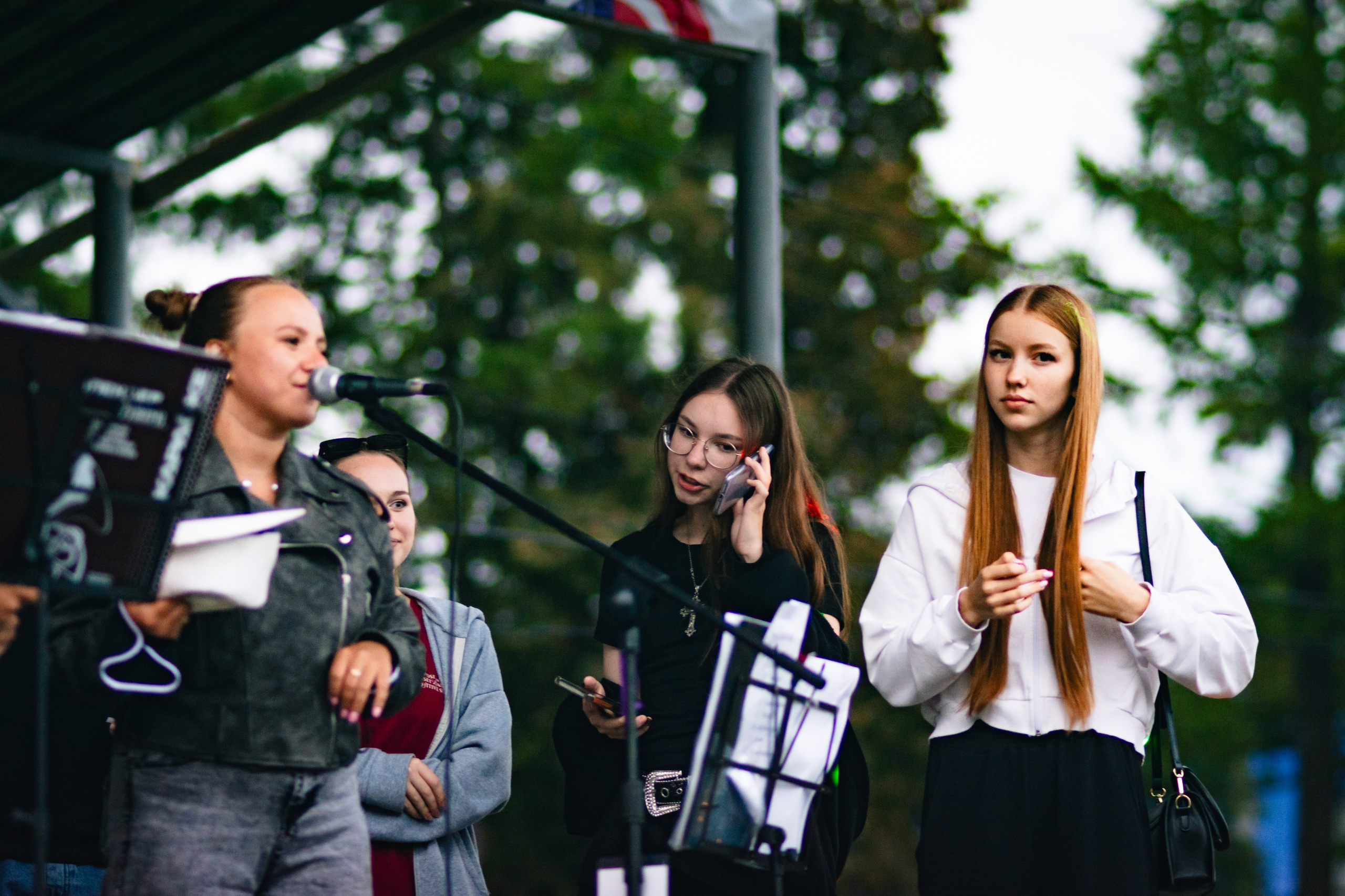 Кино на траве и ДР группы «Доктор Пепси». Алексей Маисеев | Свадебный и художественный фотограф в Новосибирске | Съемка на природе и в студии