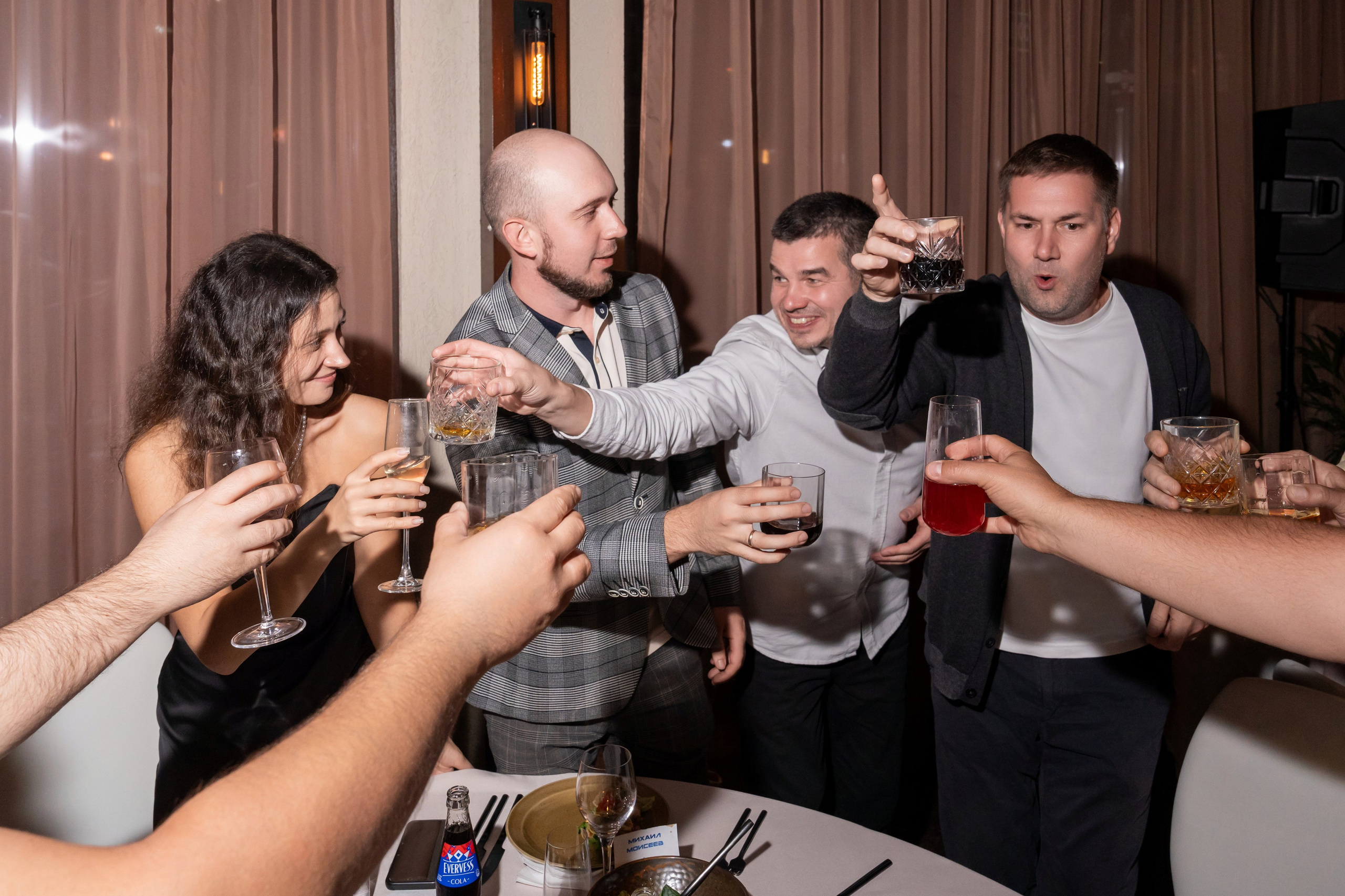 Гала-ужин для компании «Agregatka». Репортажный фотограф в Красной Поляне и Сочи Павлюченко Екатерина
