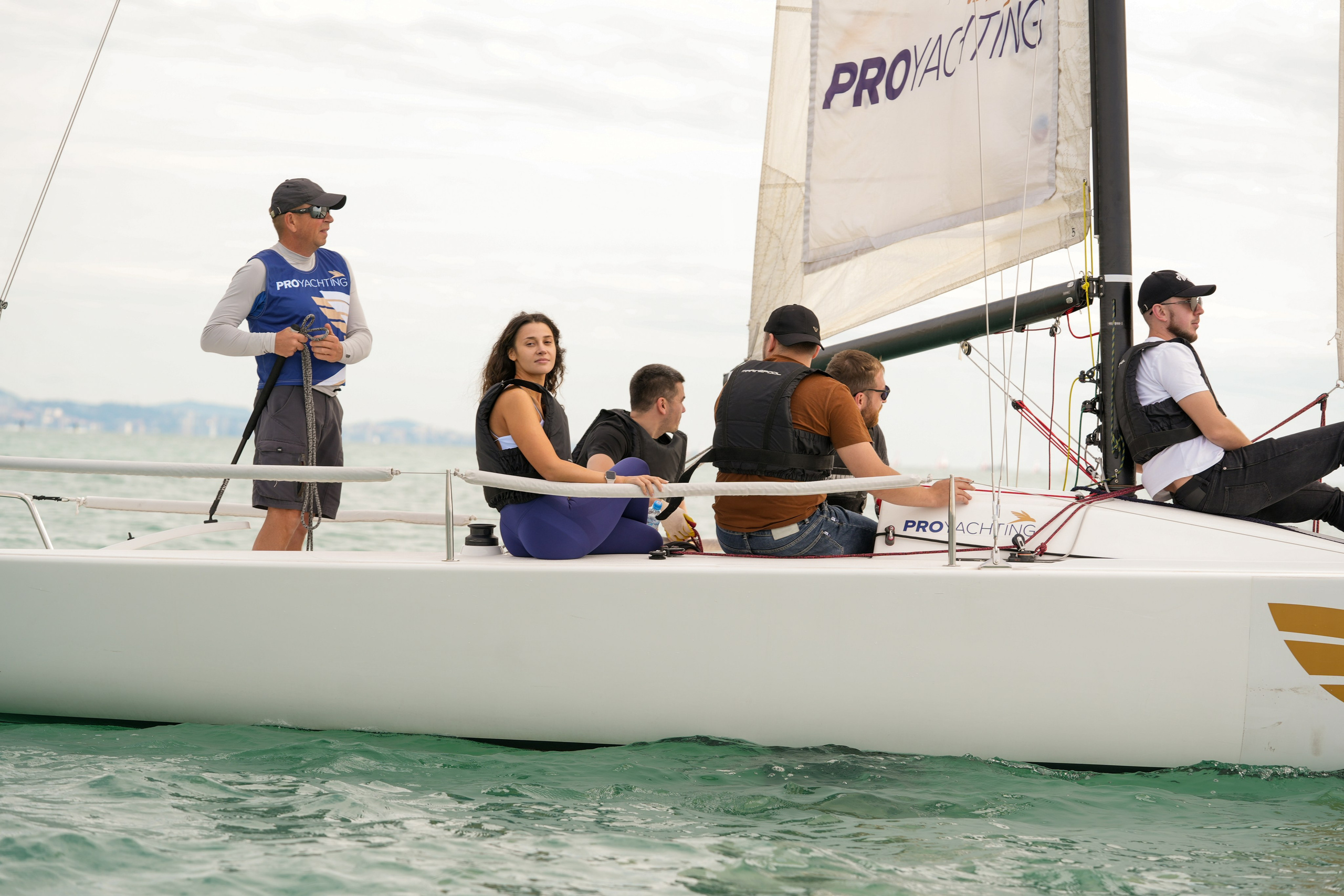 Яхтенная регата для компании Агрегатка. Репортажный фотограф в Красной Поляне и Сочи Павлюченко Екатерина