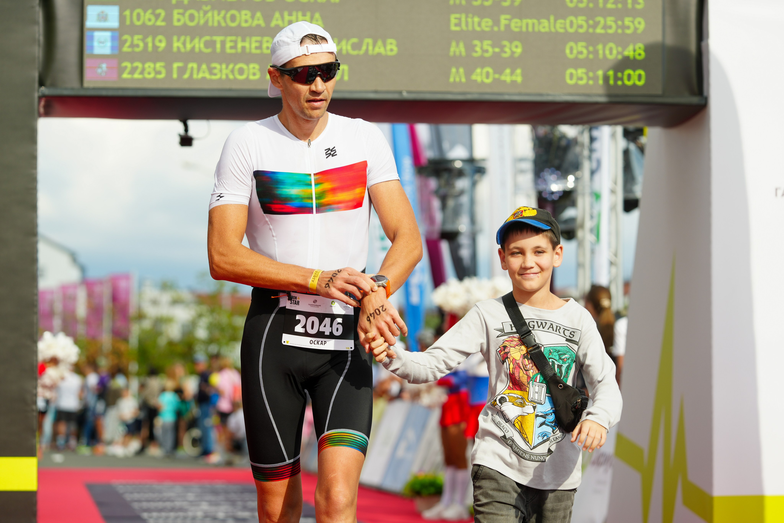 Фотоотчет партнерской интеграции для компании TELE2 на фестивале Ironstar. Репортажный фотограф в Красной Поляне и Сочи Павлюченко Екатерина