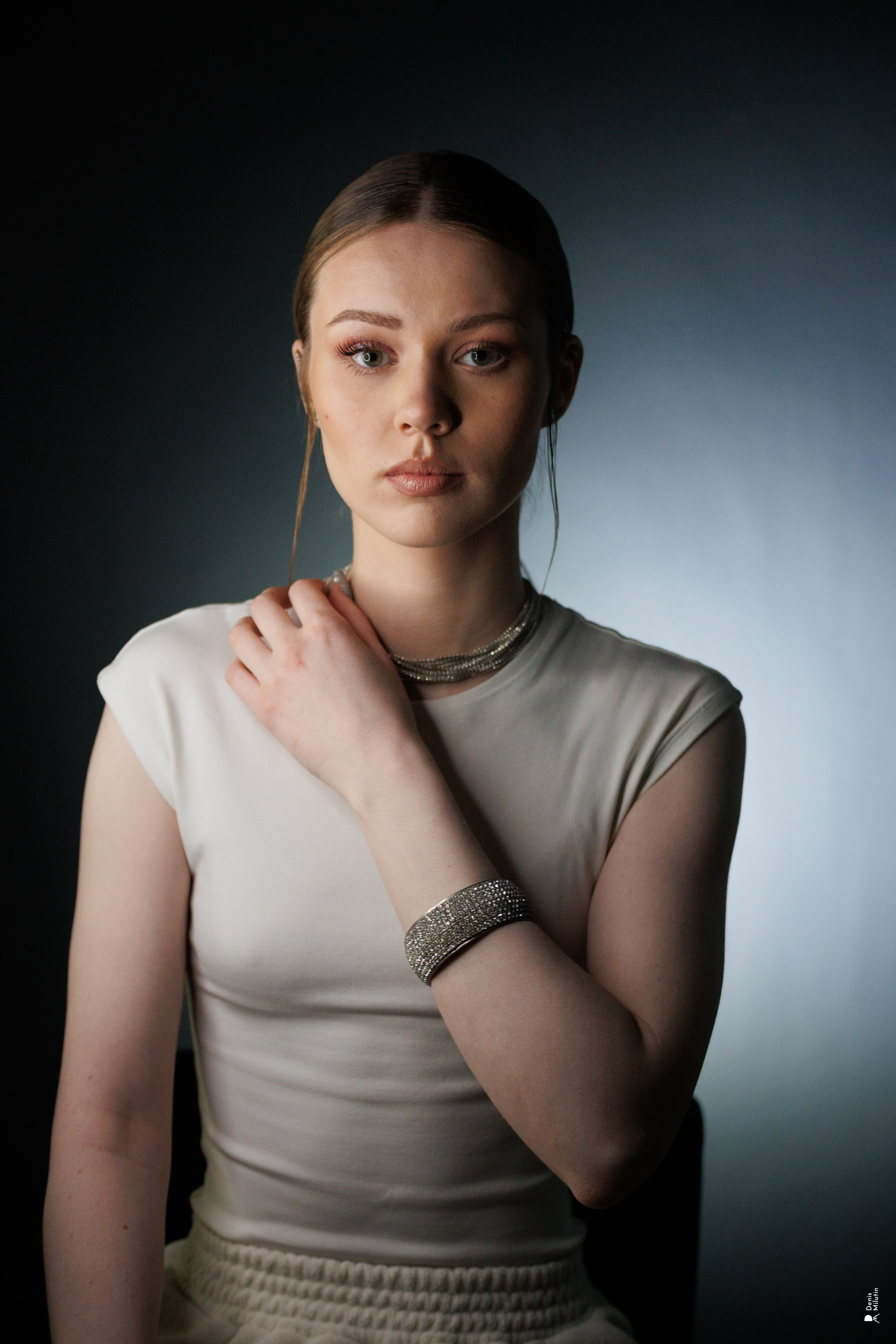 У Иры. Портретный фотограф Денис Милютин