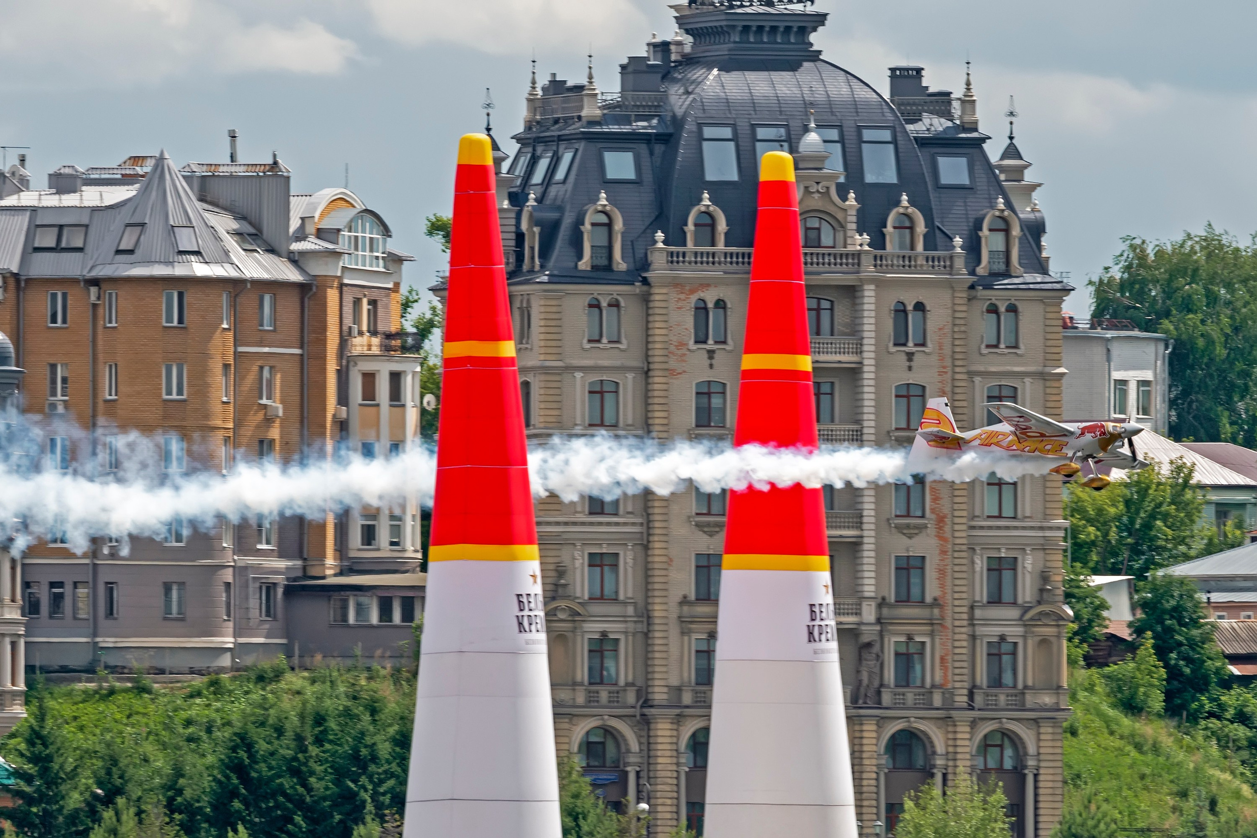 Авиация: самолеты, вертолеты, небесные зарисовки. От прошлого к будущему авиации через фотографию