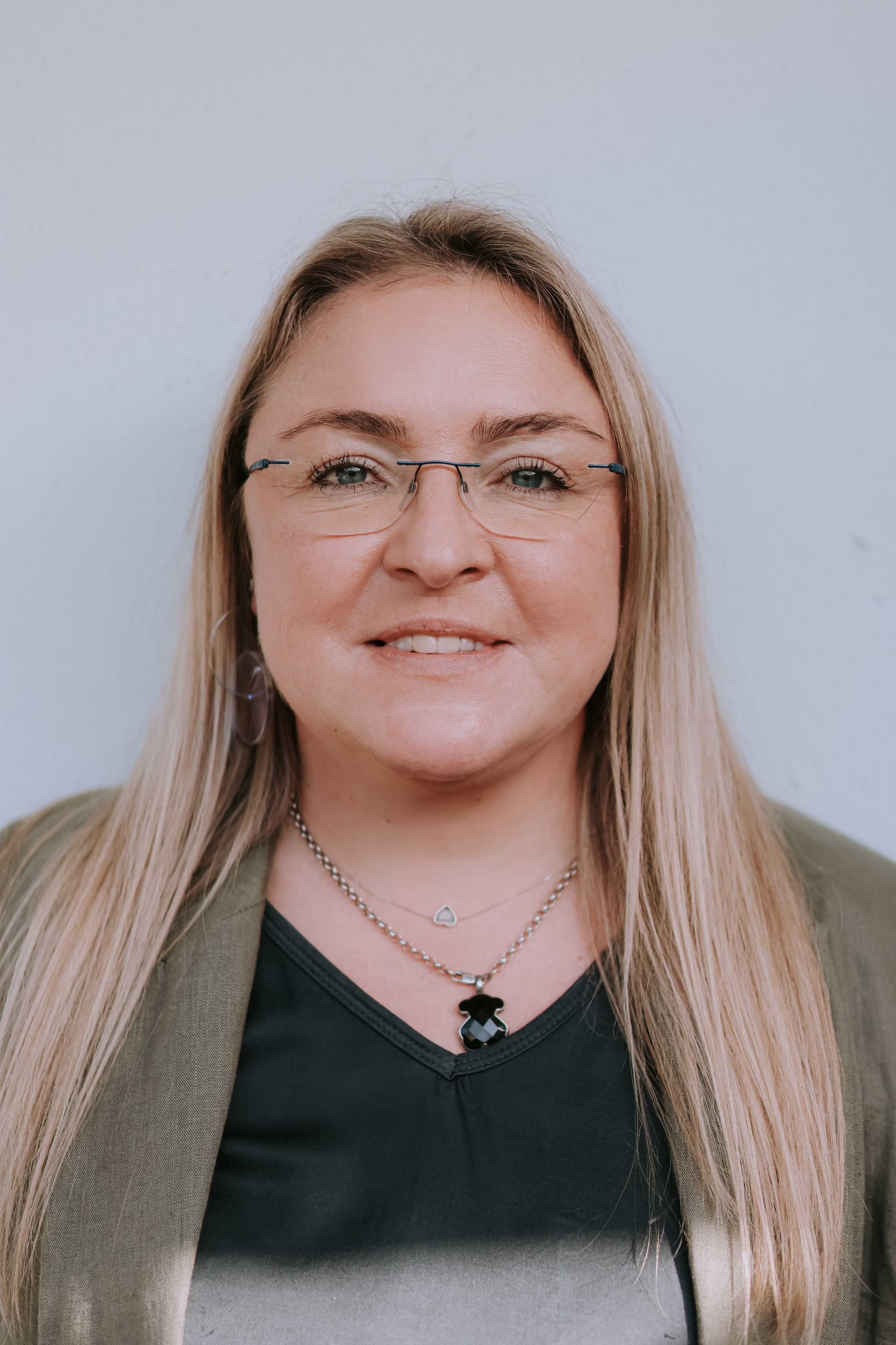 Portraits for CityKids x Newton, Tel Aviv | December 2025. Photographer in Israel Alice Milchin