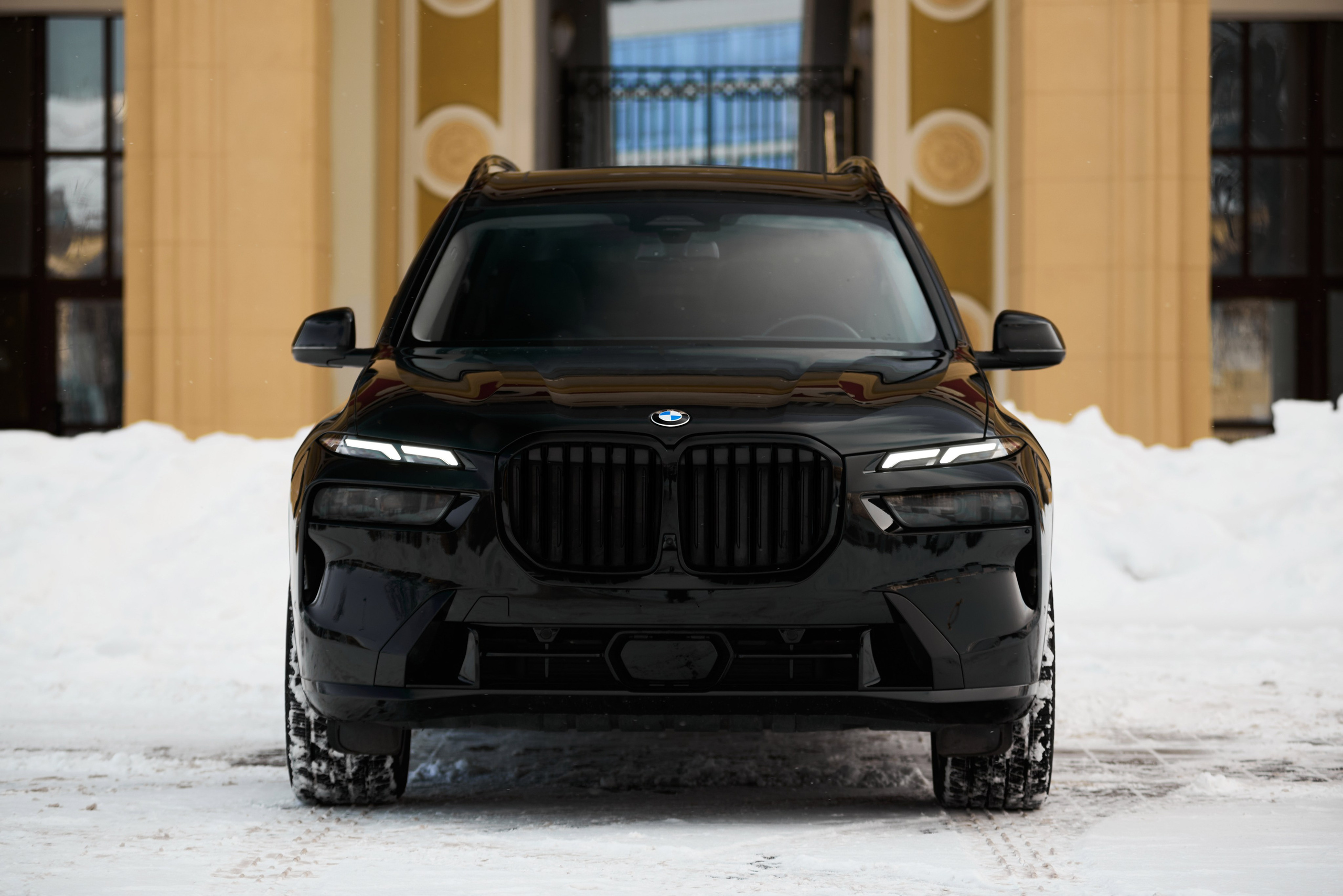 BMW X7. Автомобильный и интерьерный фотограф в Минске Александр Тагаев