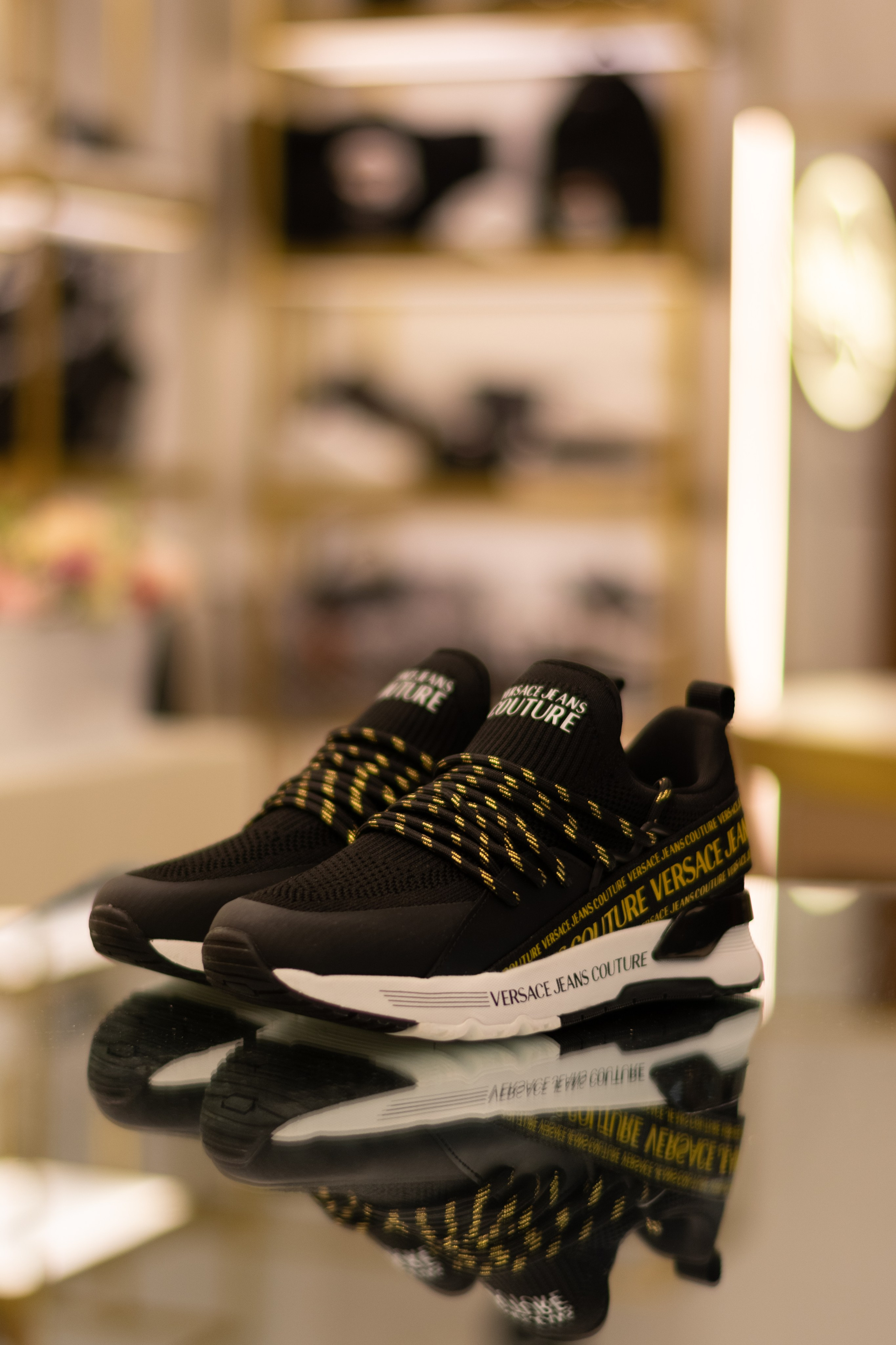 Для организаций. Предметная фотосессия для обувного магазина Capsula. Фотограф/видеограф Богдан Голованов