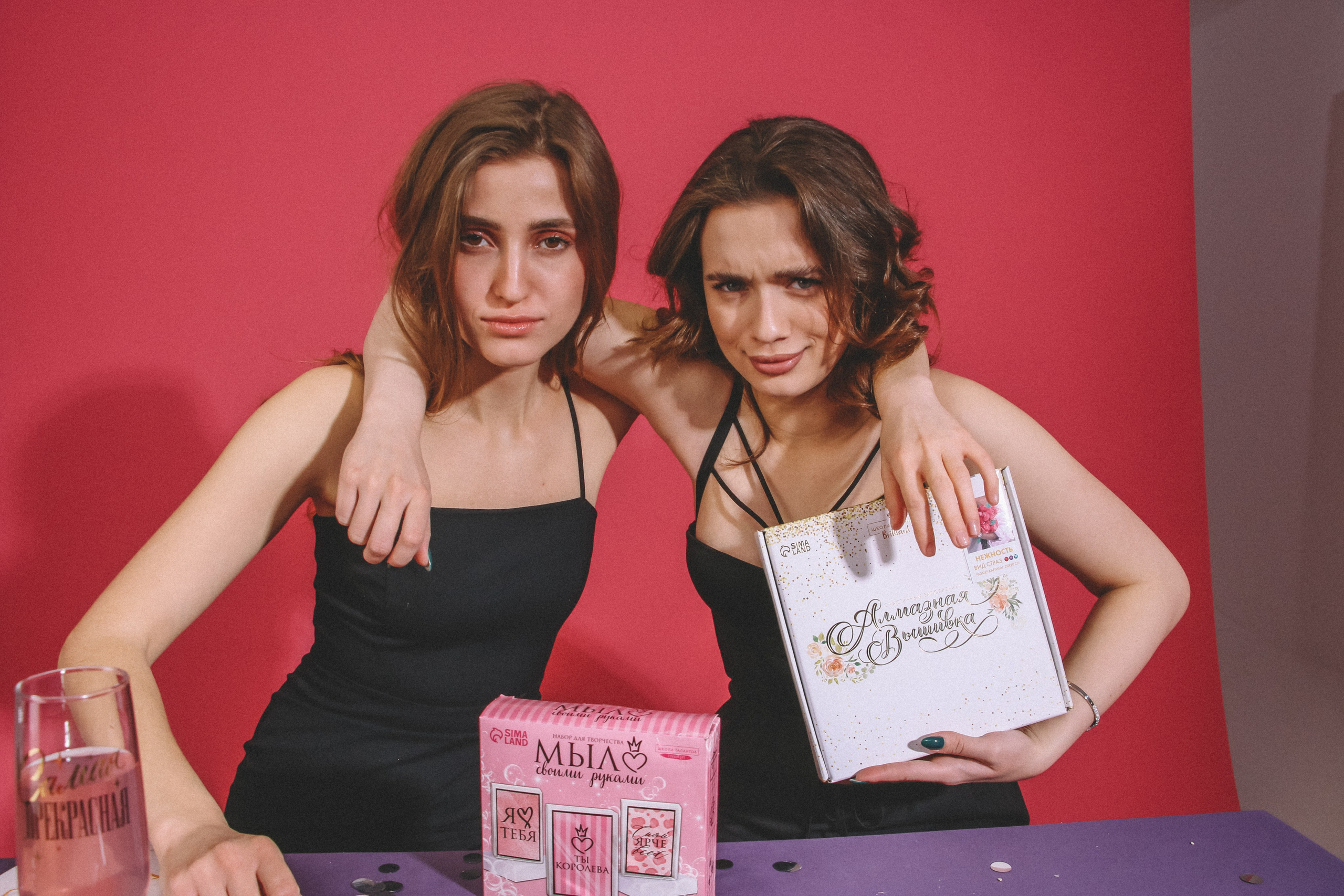 Разработки 8 марта. Фотограф для различных событий, проектов, маркетплейсов, сайтов и мероприятий в Екатеринбурге