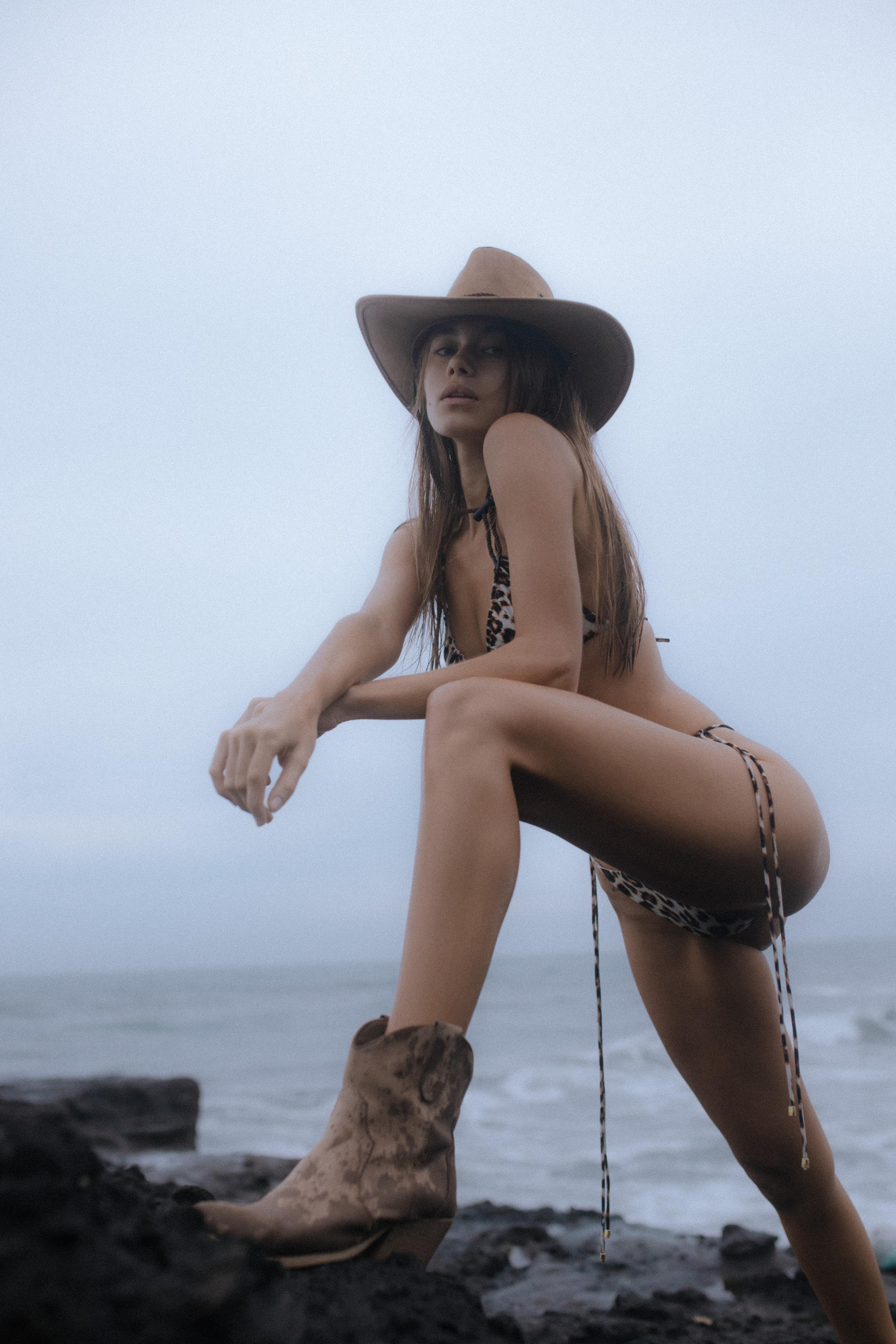 Соня Солманидина фотосъемка на Бали. Фотограф Москва Дмитрий Курасов