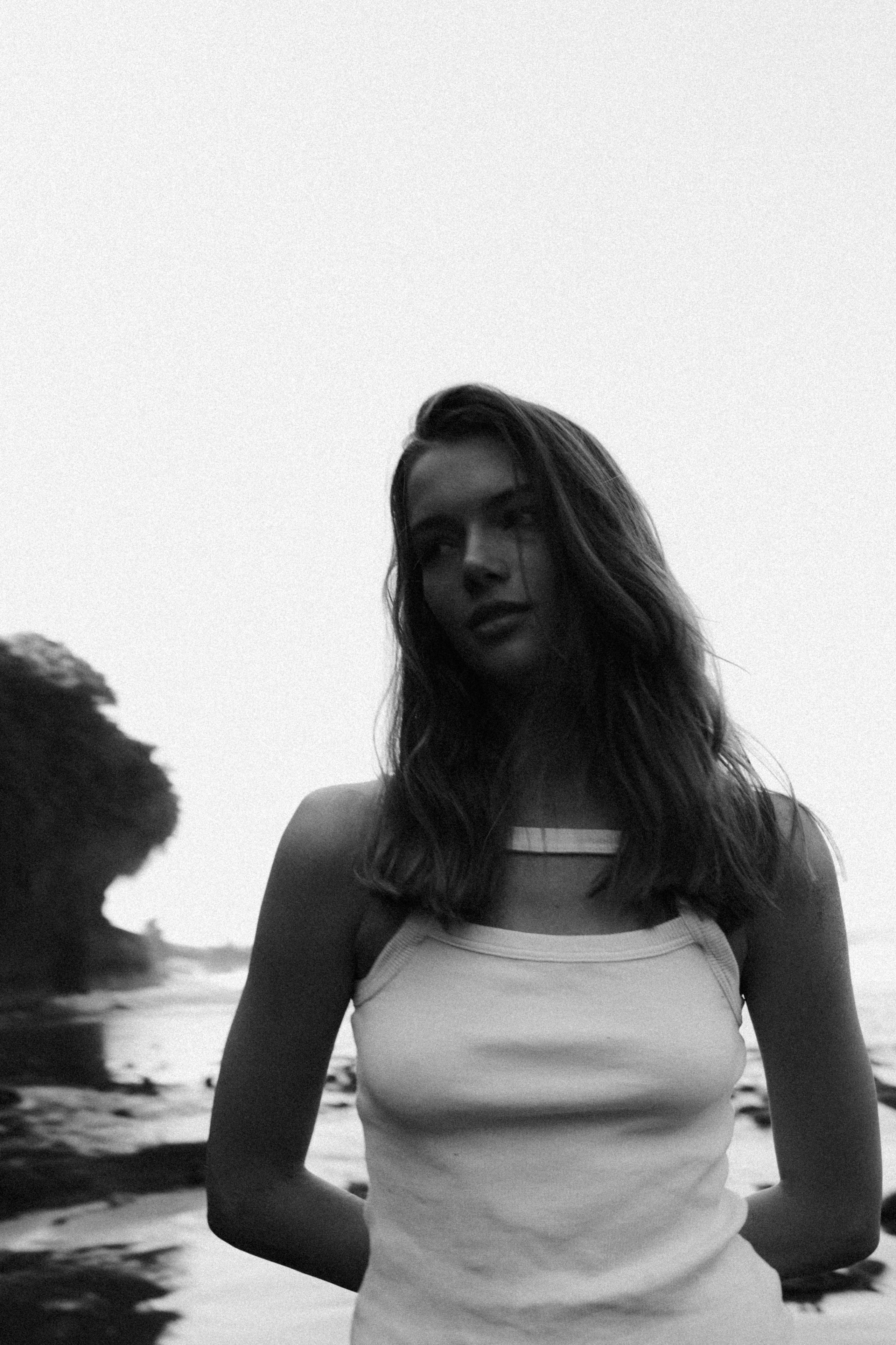 Съемка Кати Семеновой на секретном пляже Бали. Фотограф Москва Дмитрий Курасов