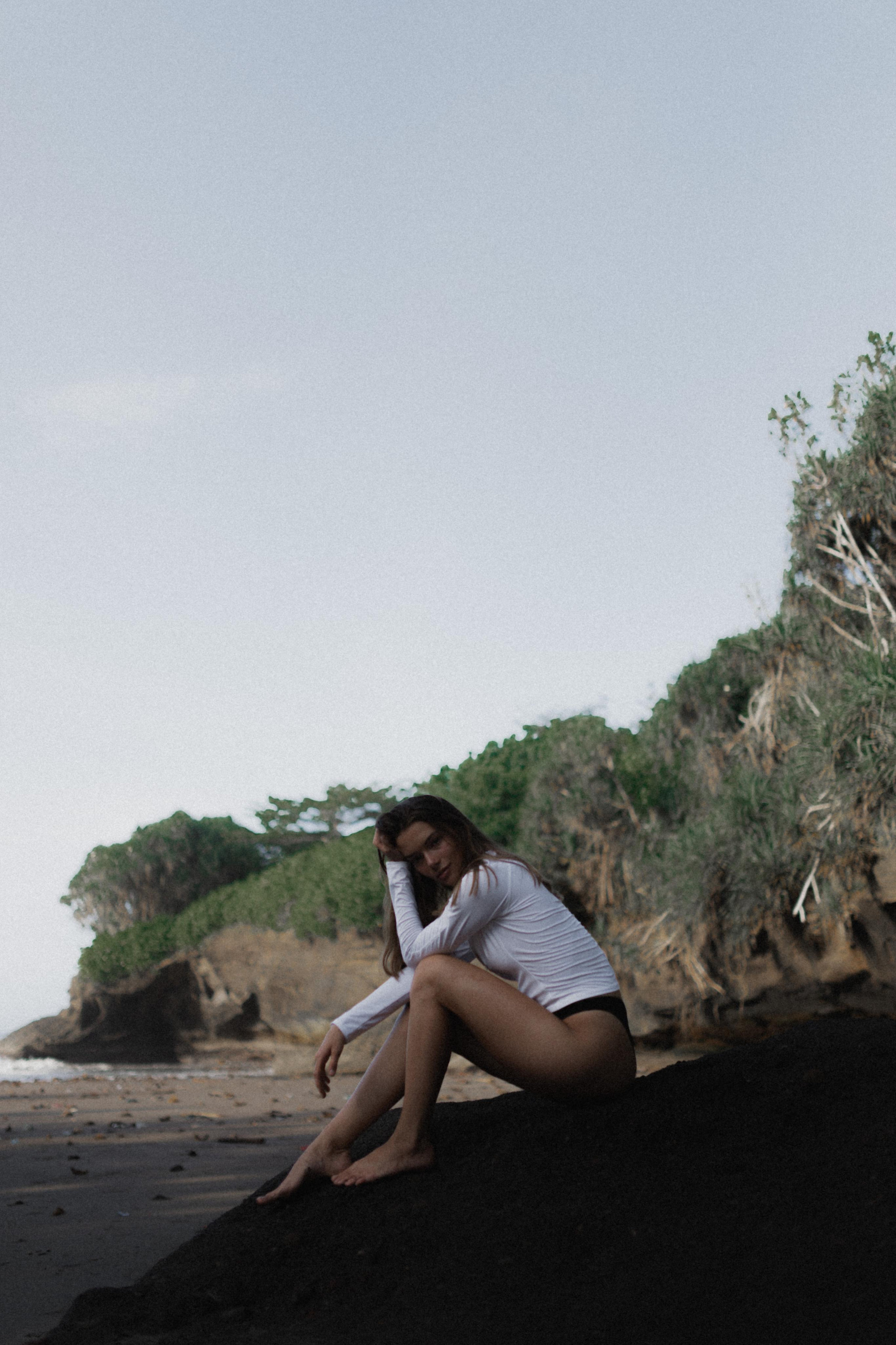 Съемка Кати Семеновой на секретном пляже Бали. Фотограф Москва Дмитрий Курасов