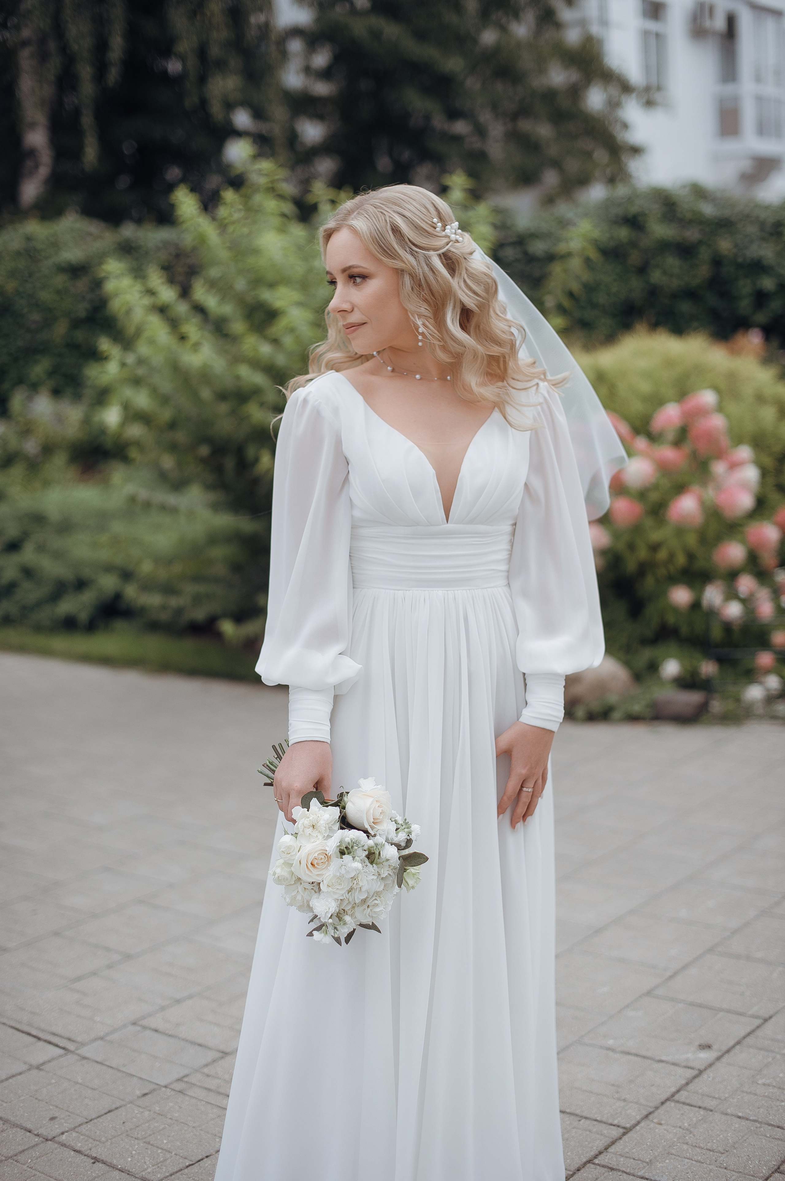 Тёплым осенним днём Николай и Наталья. Свадебный фотограф в Ярославле Денис Медоваров