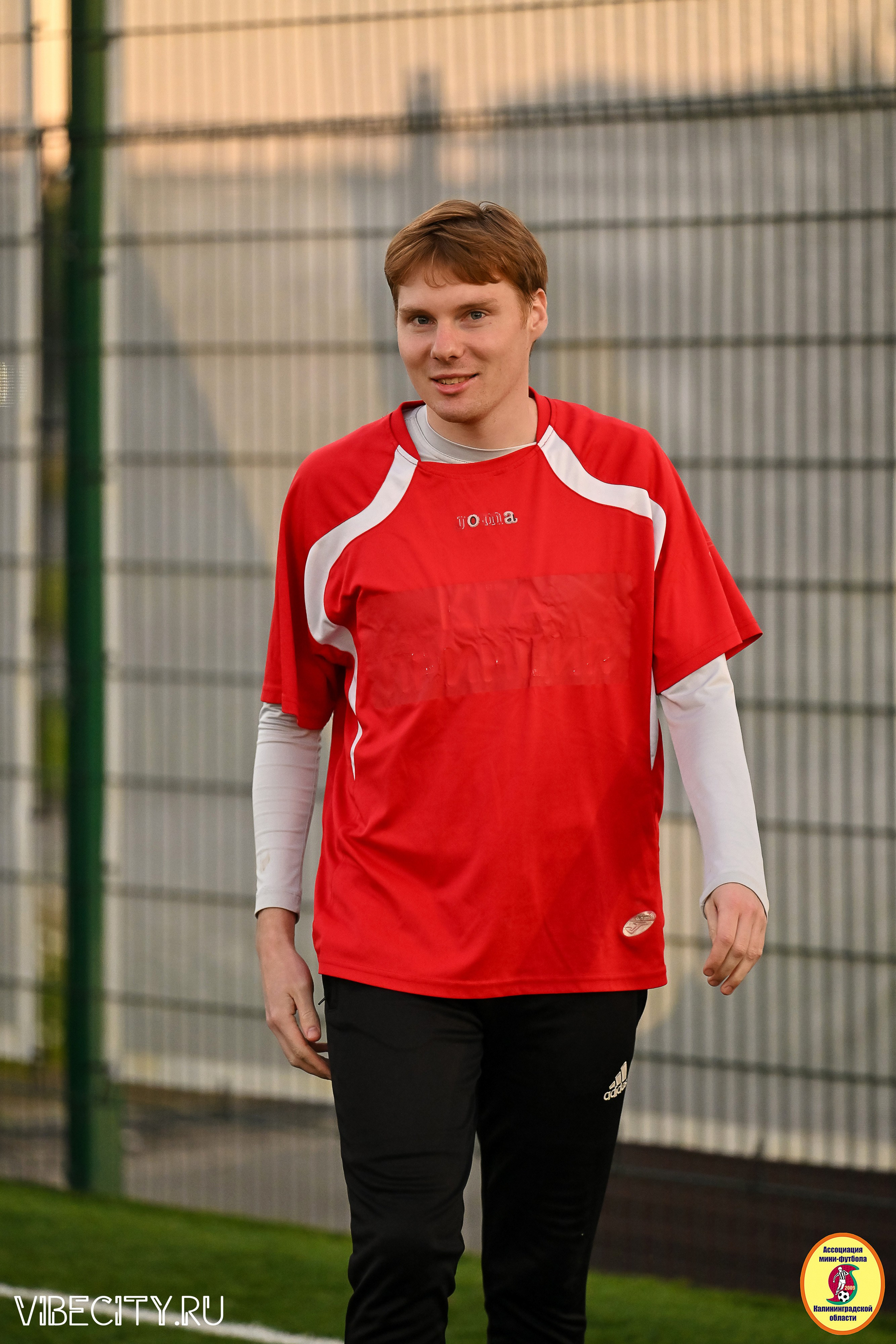 ИГРЫ МИНИ-ФУТБОЛЬНОЙ И КОРПОРАТИВНОЙ ЛИГИ. VIBECITY.RU Вайб Сити Ру Фоторепортажи Фотоотчеты Калининград