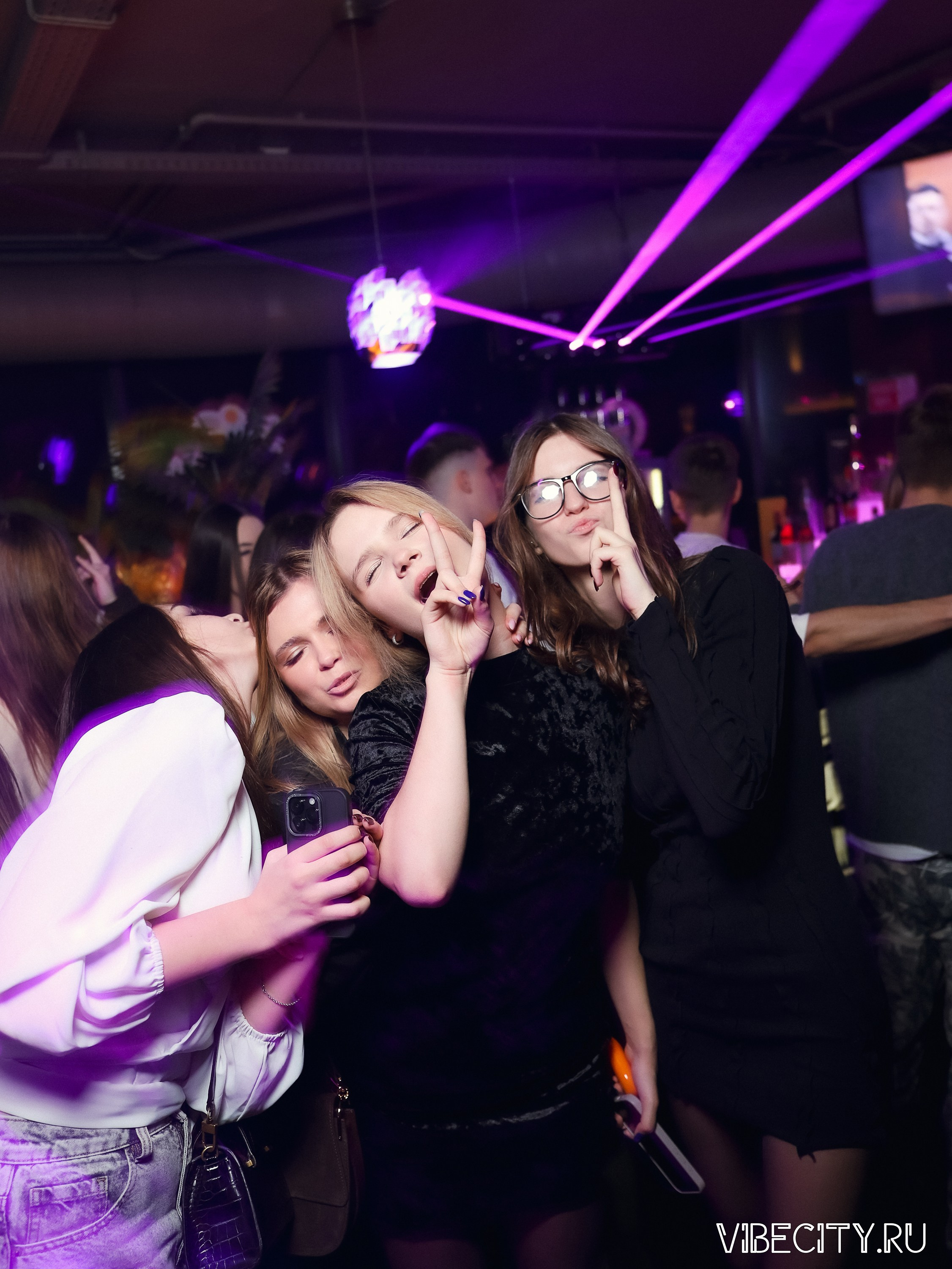 DOUBLE U. VIBECITY.RU Вайб Сити Ру Фоторепортажи Фотоотчеты Калининград