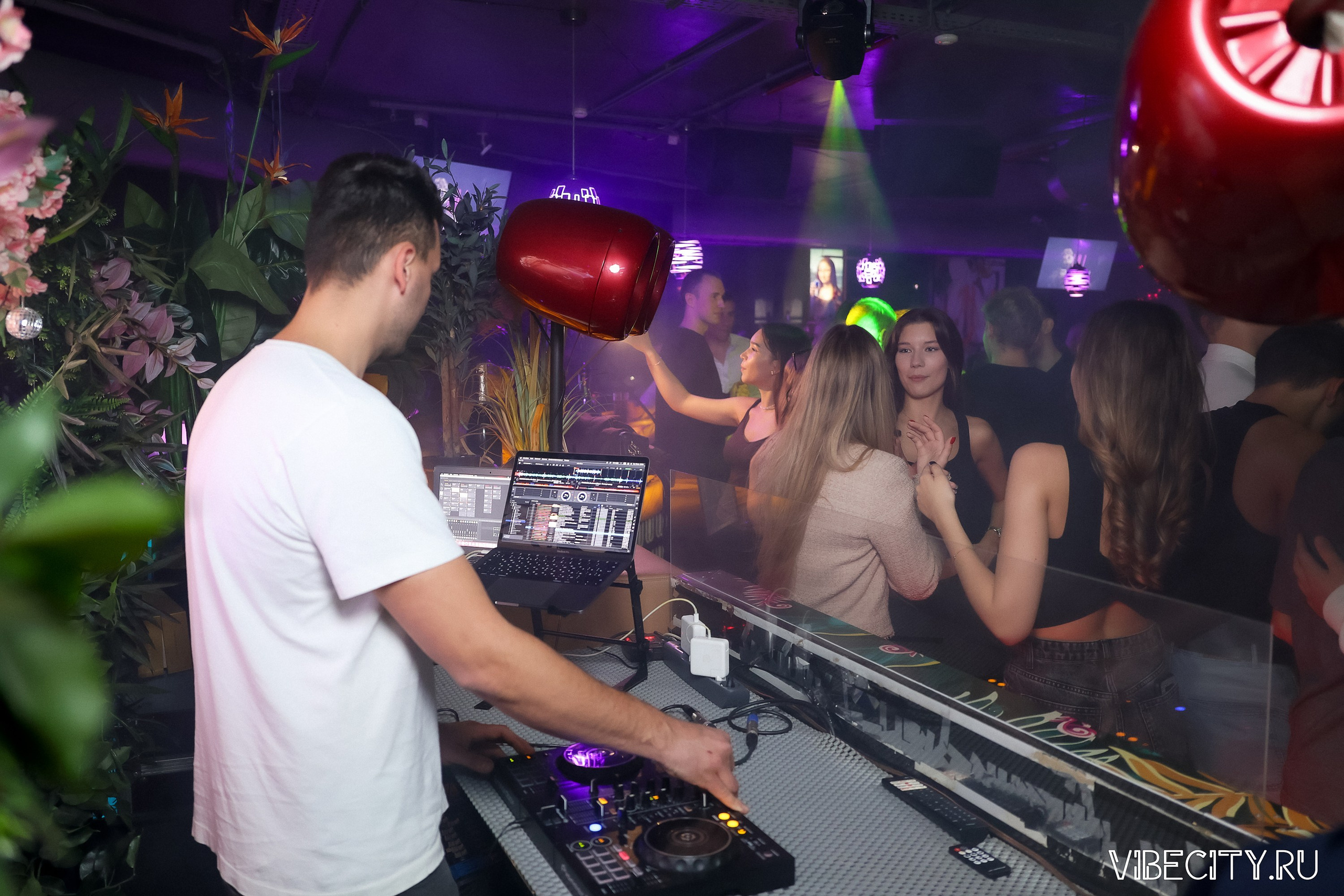 DOUBLE U. VIBECITY.RU Вайб Сити Ру Фоторепортажи Фотоотчеты Калининград