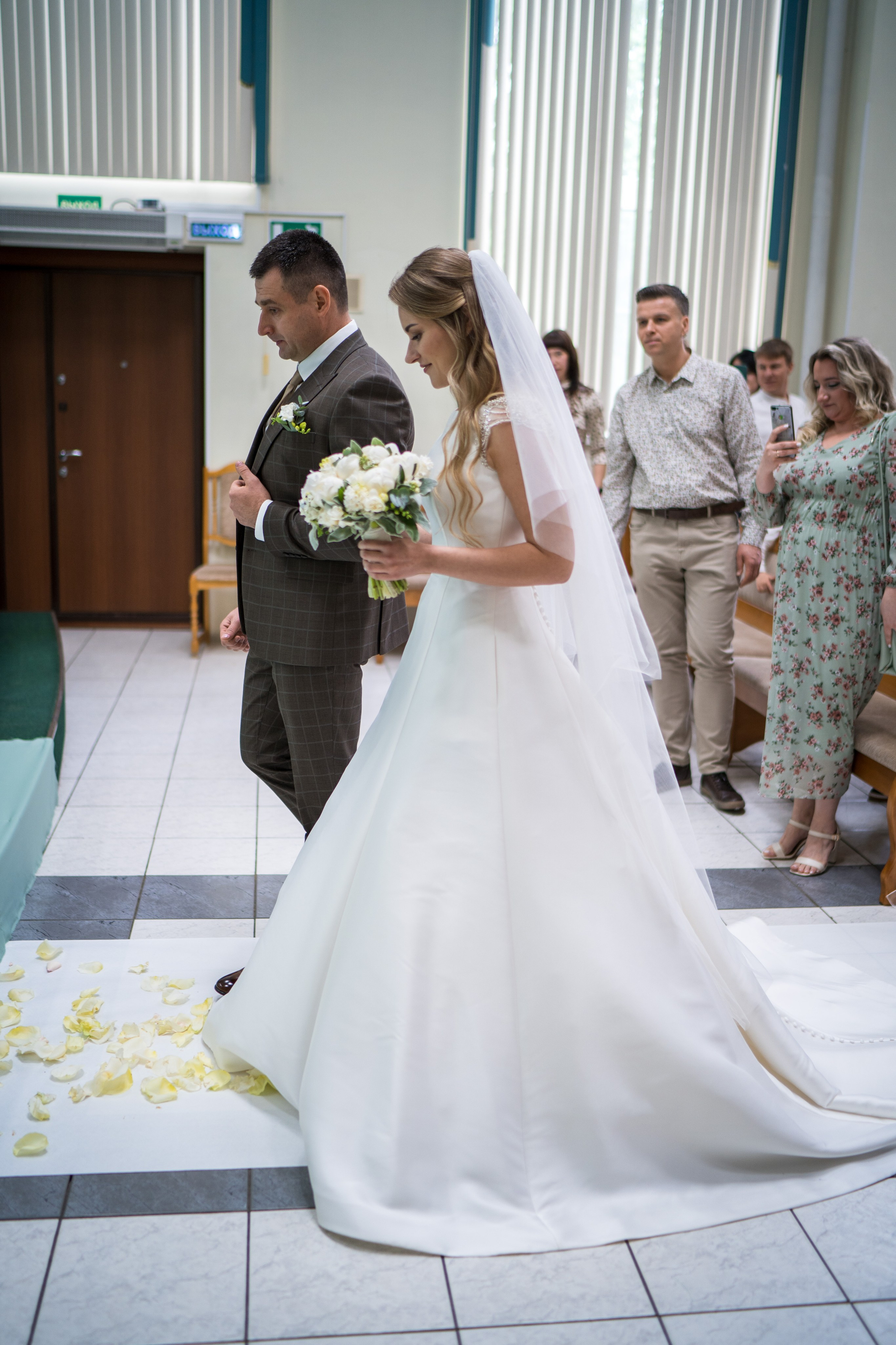 Фотосъемка венчания в Москве. Каталожная и промышленная съемка в Москве Александр Плонский