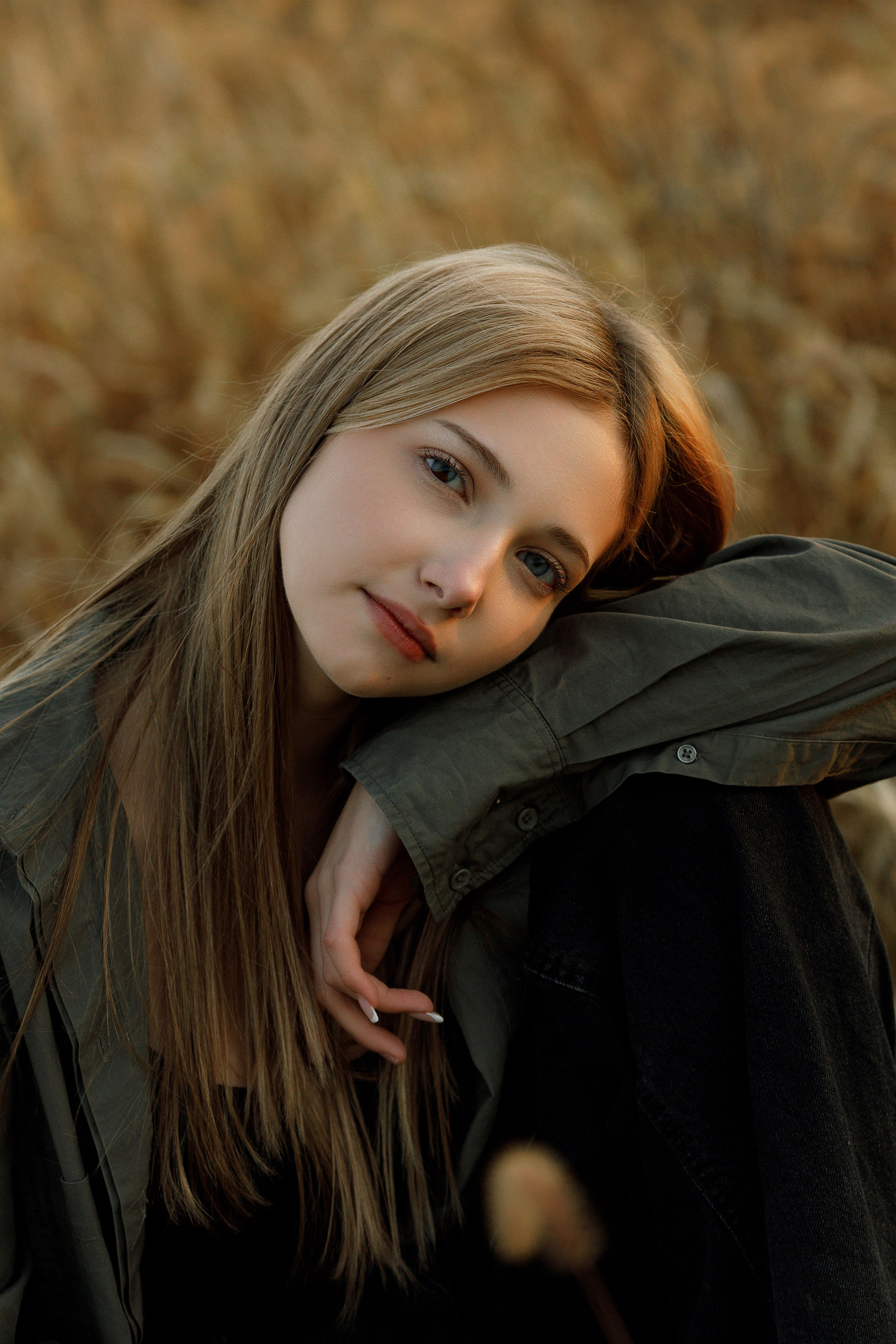 Осень 11 класс (съемка в поле). Photoalbum-vl.ru