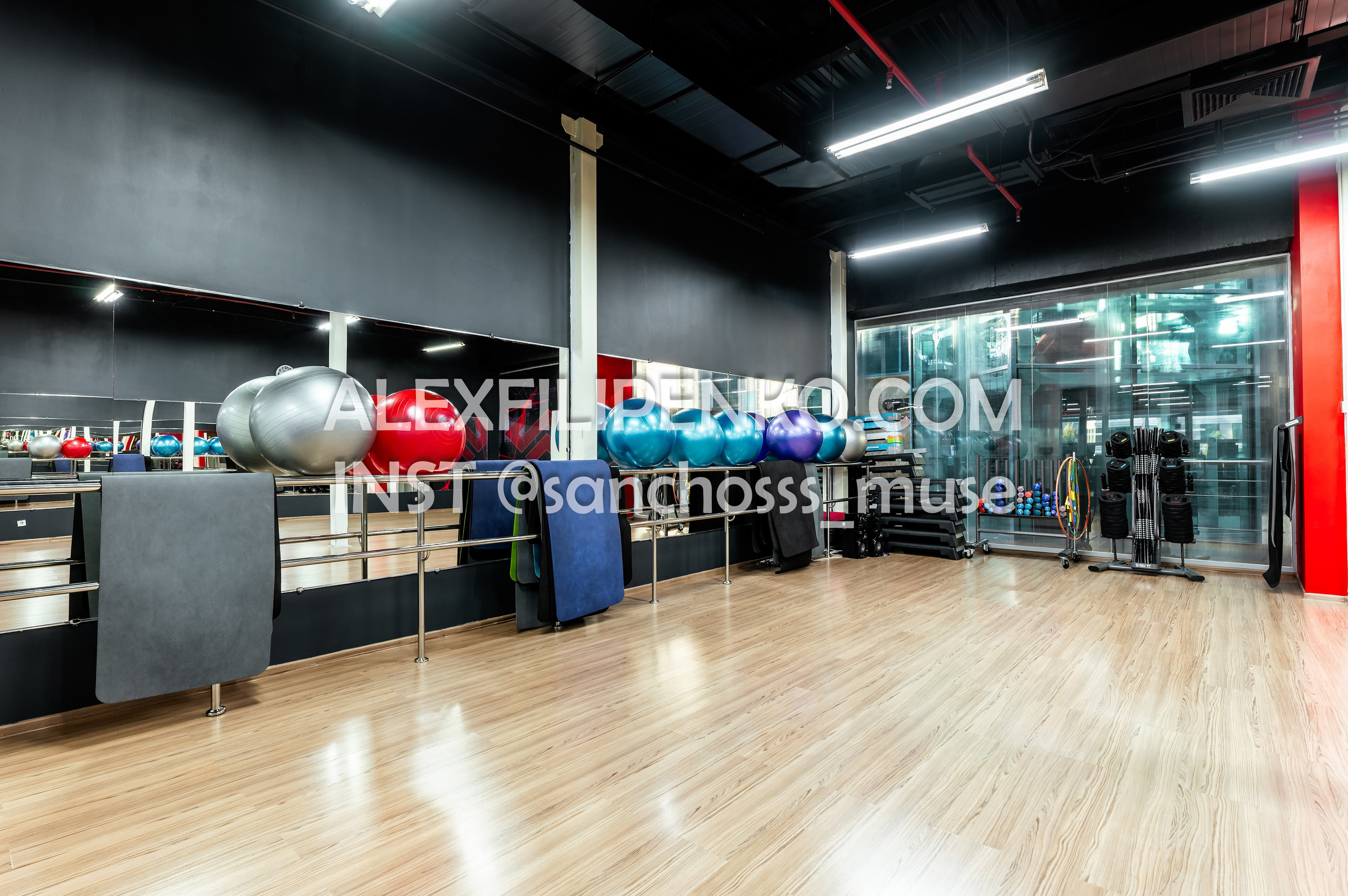 WORKOUT Достык 18. Фотограф интерьера недвижимости и архитектуры в Астане