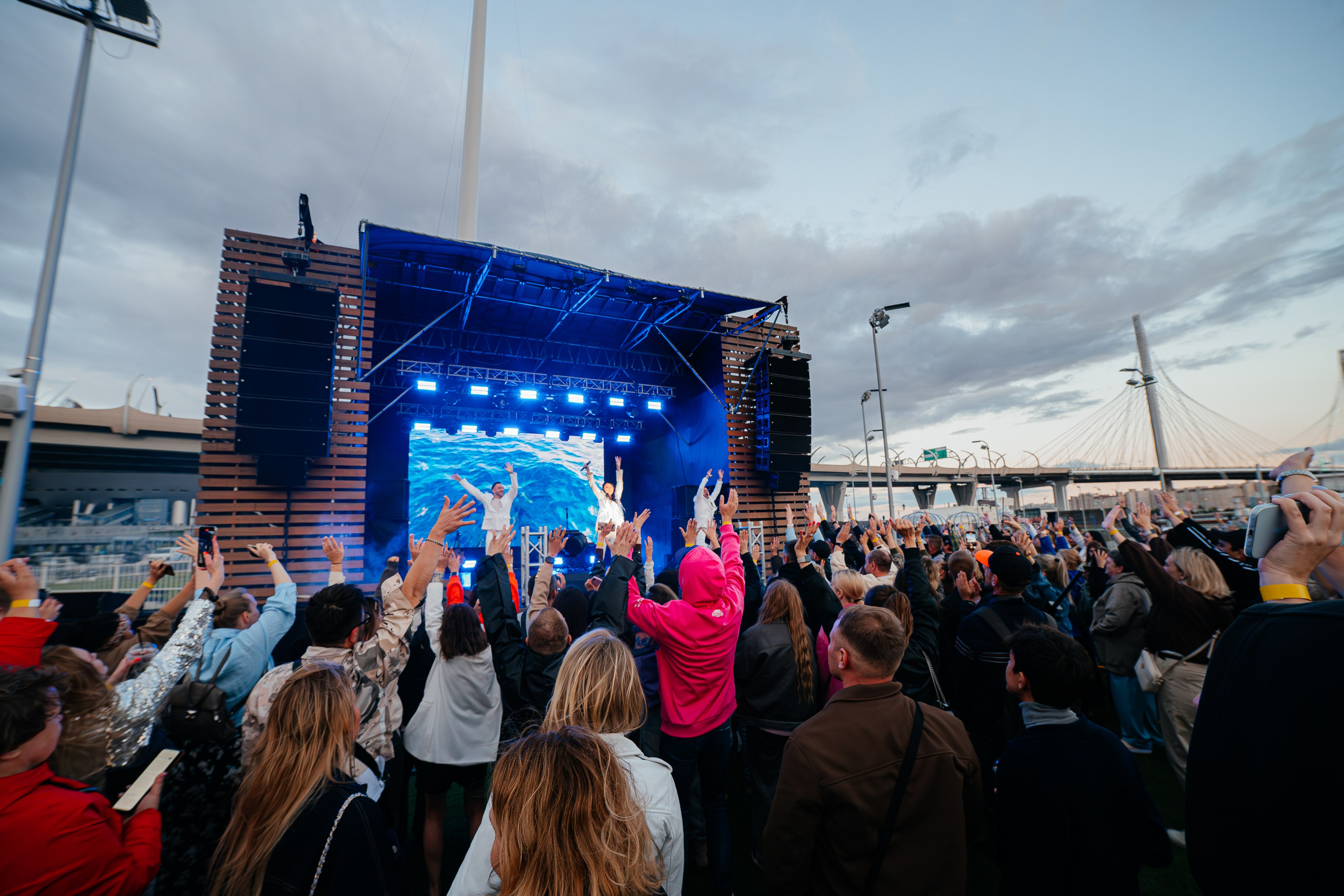 Концерт Светы. Коммерческий фотограф в Санкт-Петербурге Анна Кобзарь