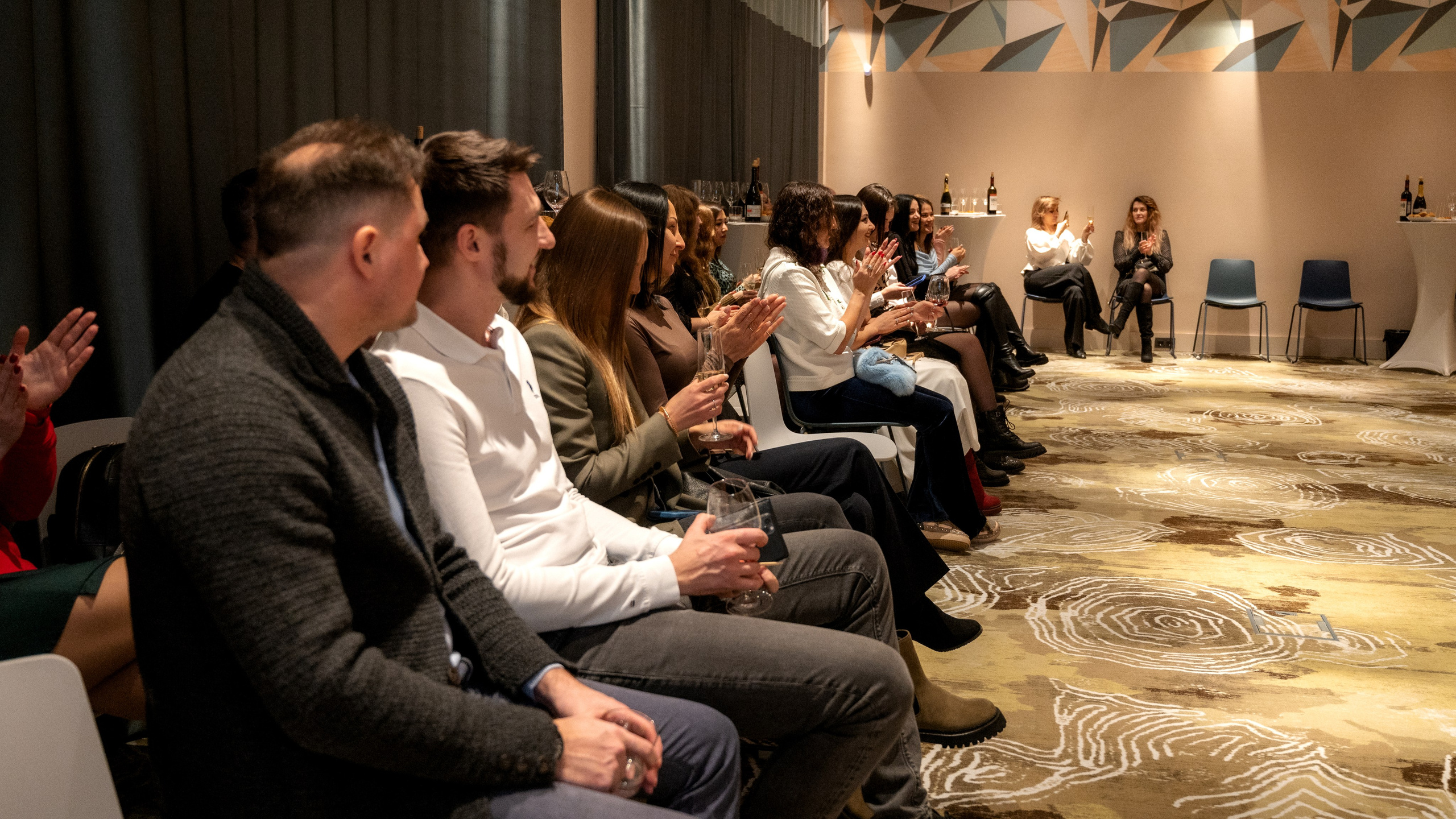 Рисуем телом, Карим COSMOS. Фотограф Нижний Новгород