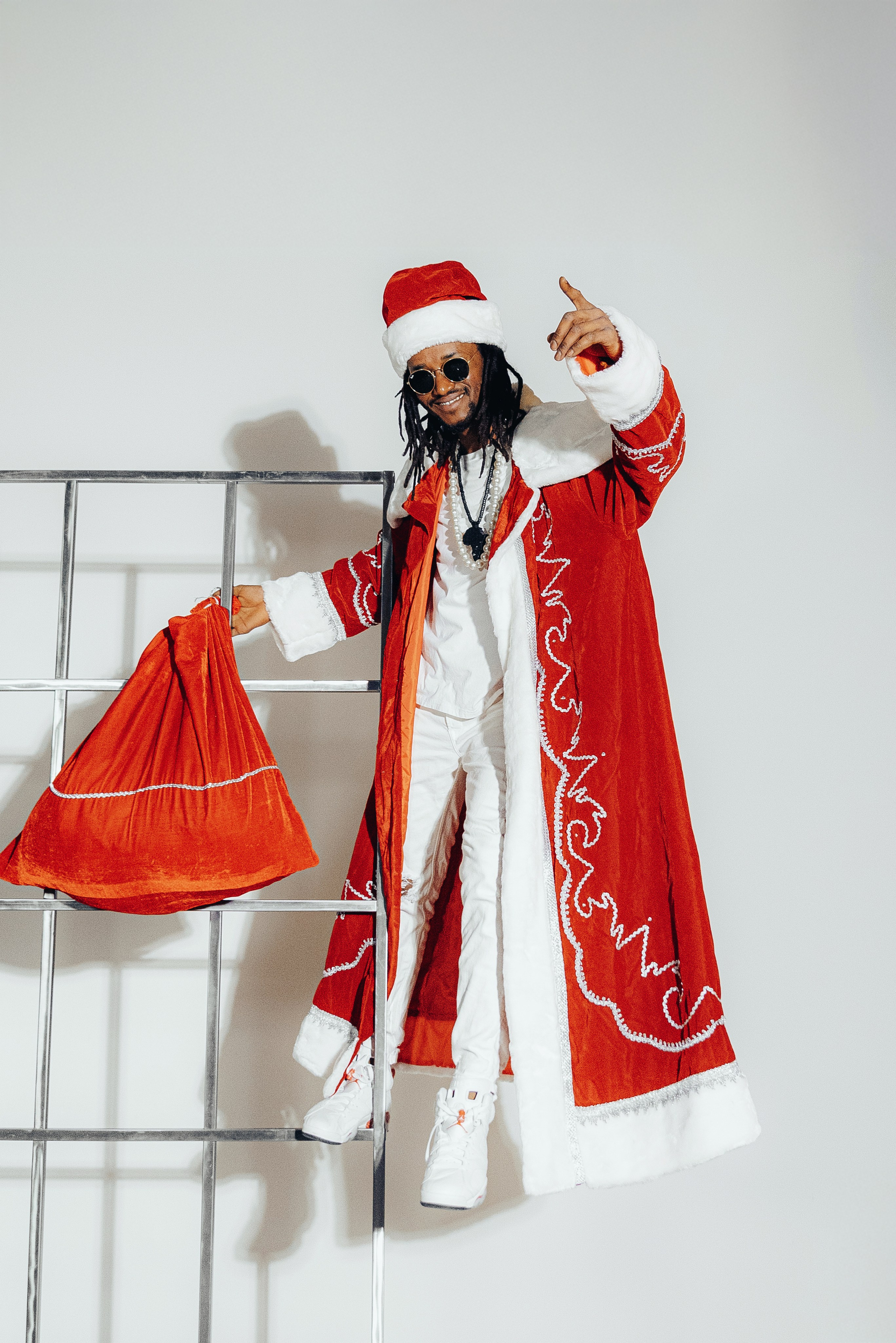 Не Дед мороз