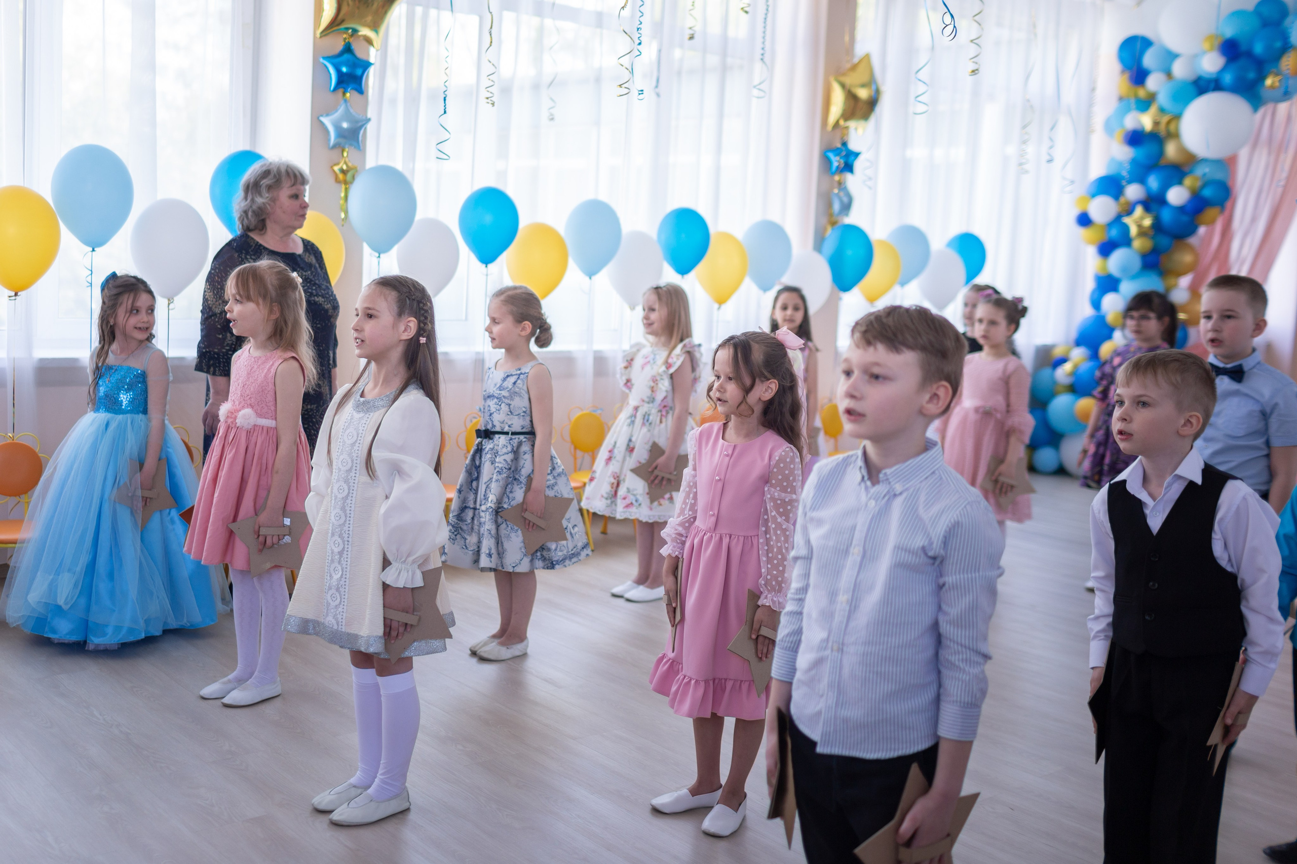 Выпускной ДС № 69_2024 год. Семейный фотограф в Санкт-Петербурге