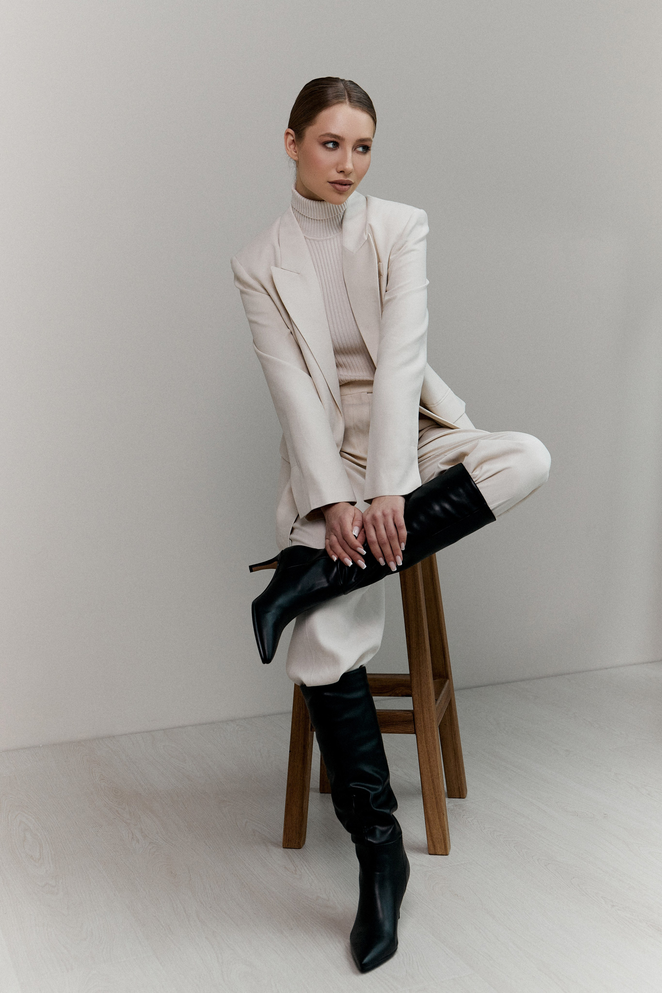 Каталог костюмы