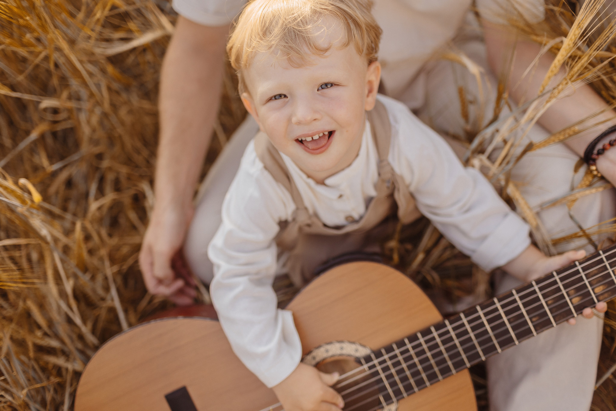 Золотое счастье. Фотограф Лодейное Поле Екатерина Герасимова в Санкт-Петербурге и Лен. области