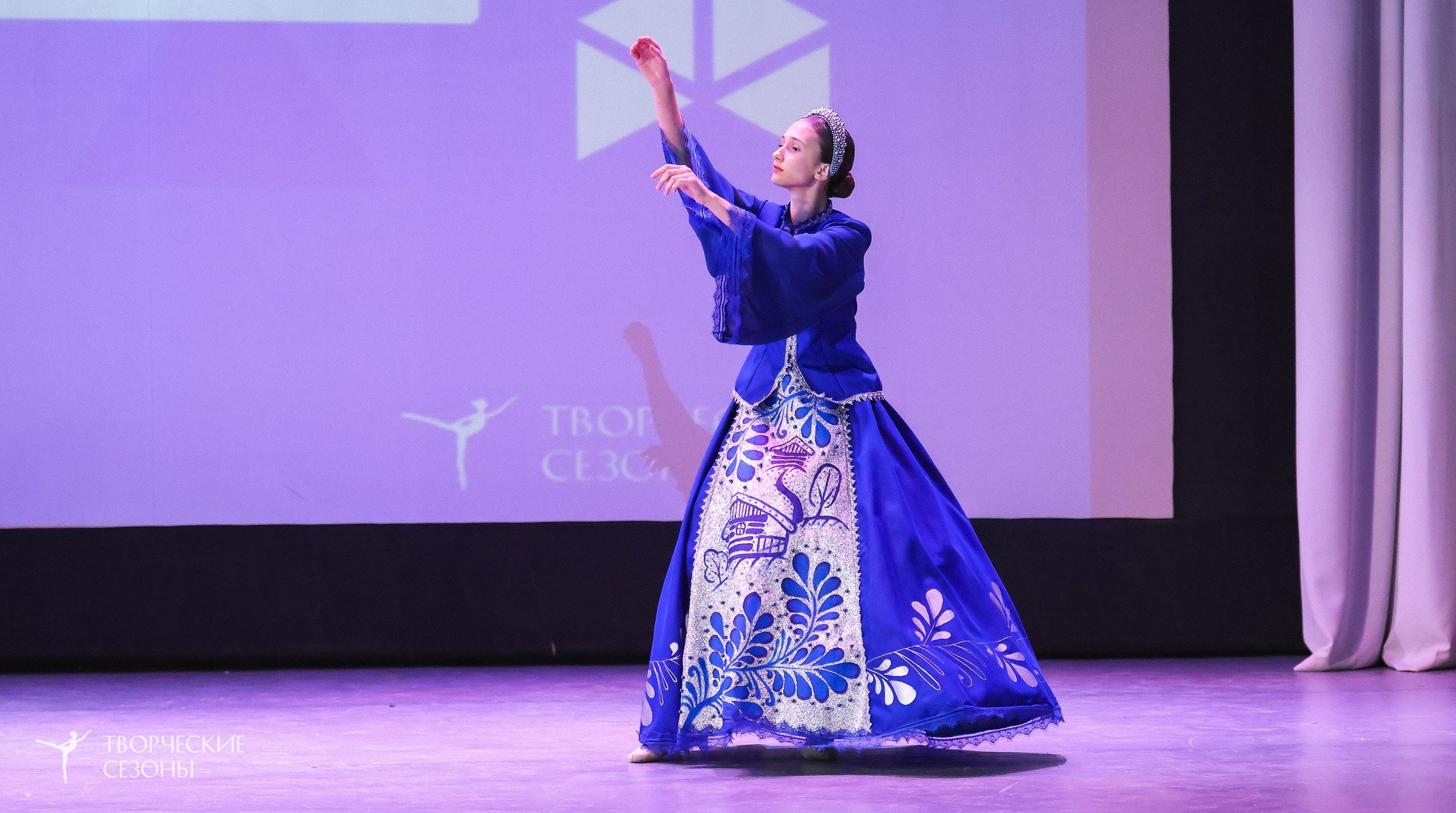 13.12.2025 II Всероссийский фестиваль «Всероссийская Танцевальная Олимпиада» г. Волгоград. Медиастудия Фото Концепт