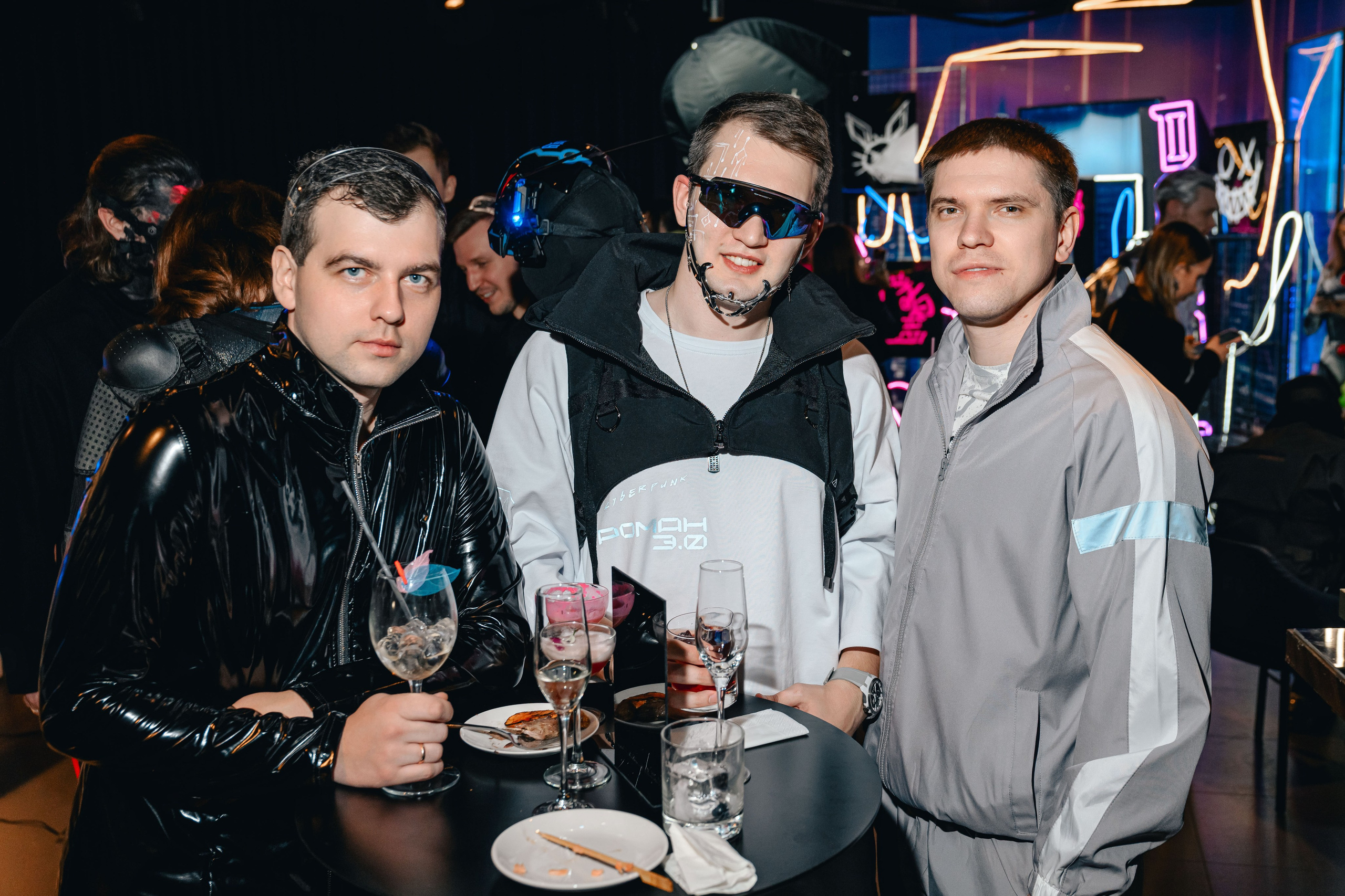 РОМАН 3.0. Максим Комаров — Профессиональный фотограф