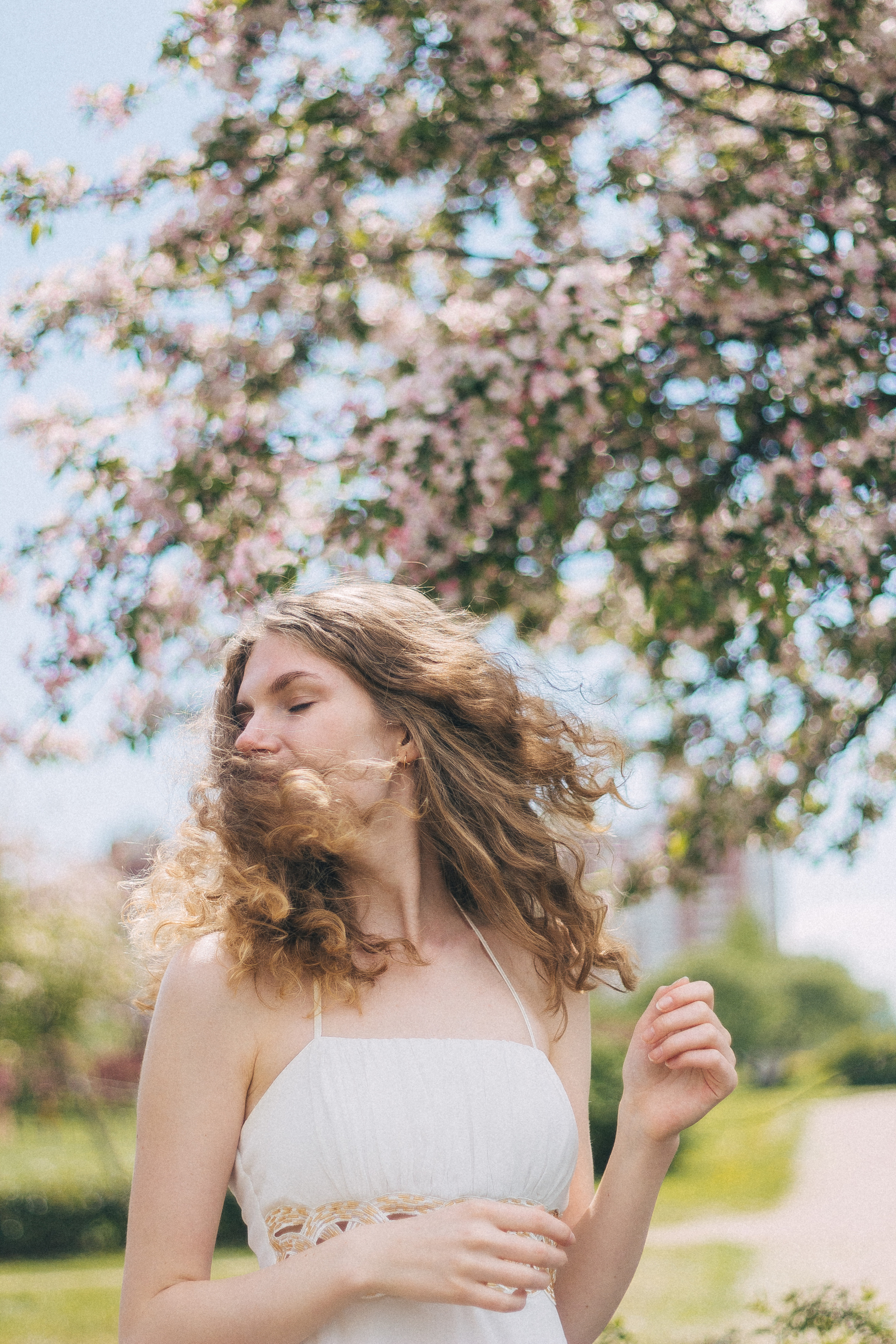 Катя. Яблоневые сады. Фотограф в Санкт-Петербурге Матвиенко Яна
