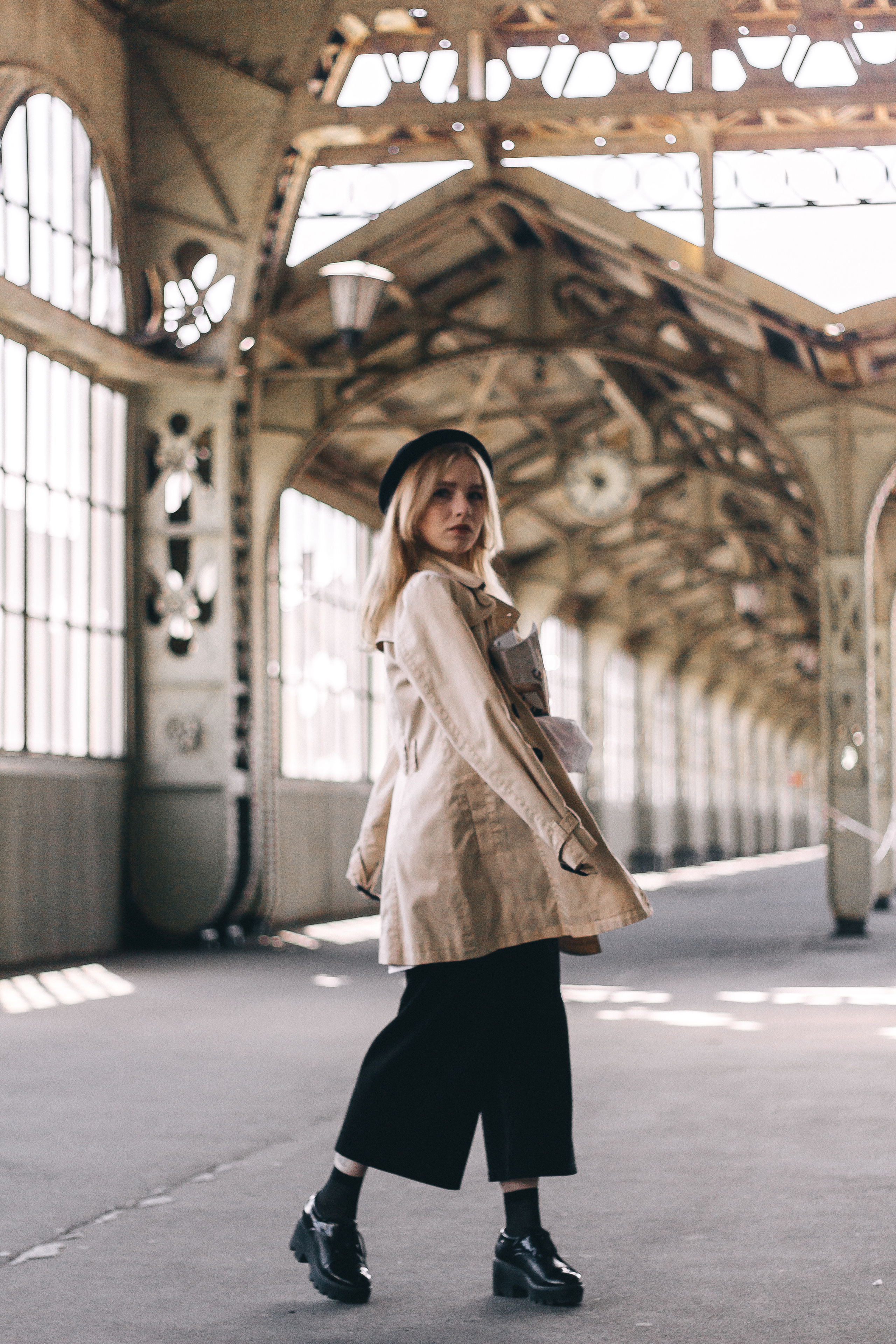 Арина. Витебский вокзал. Фотограф в Санкт-Петербурге Матвиенко Яна