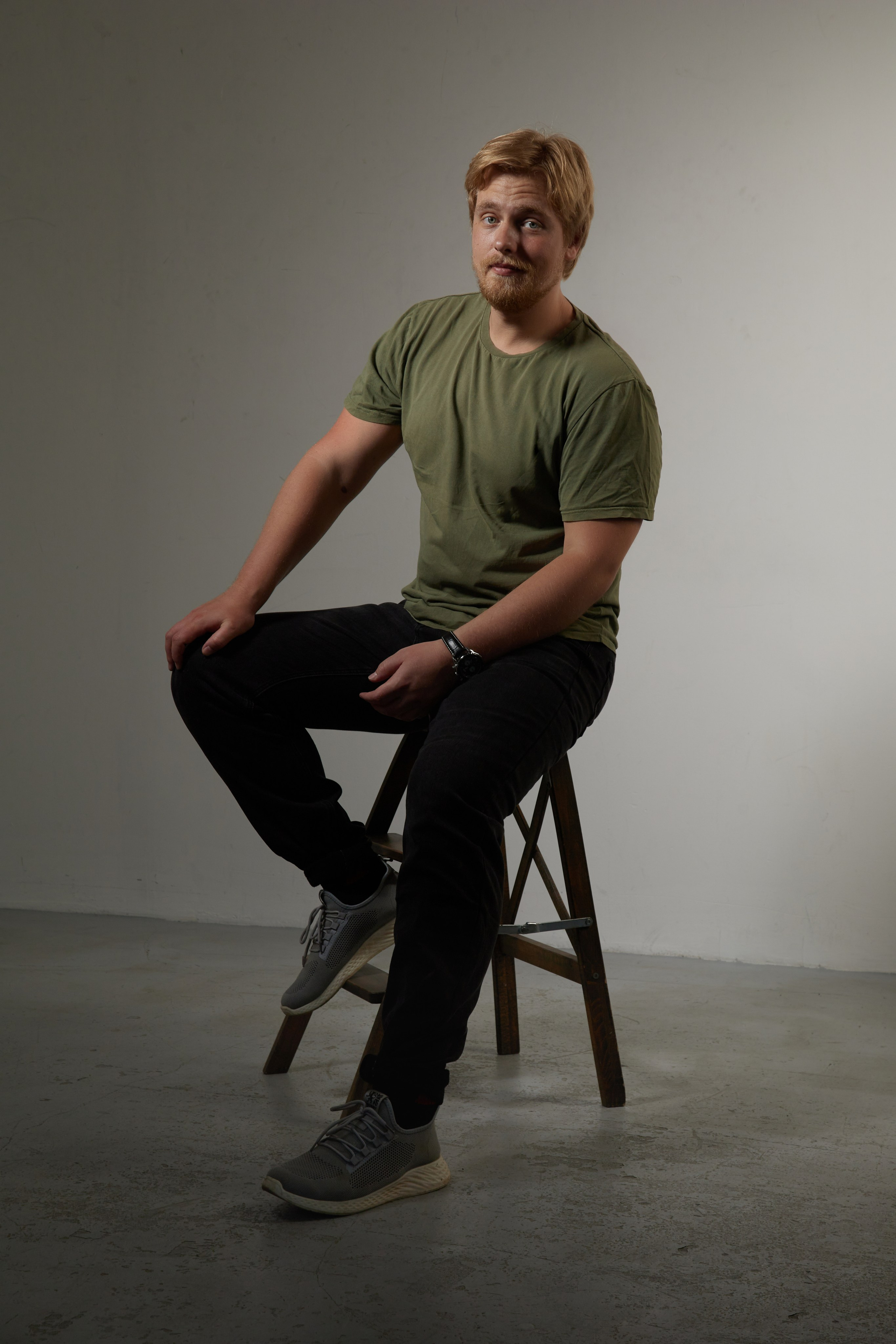 Актерское портфолио. Саша Лампочкин. Портретный фотограф в Москве