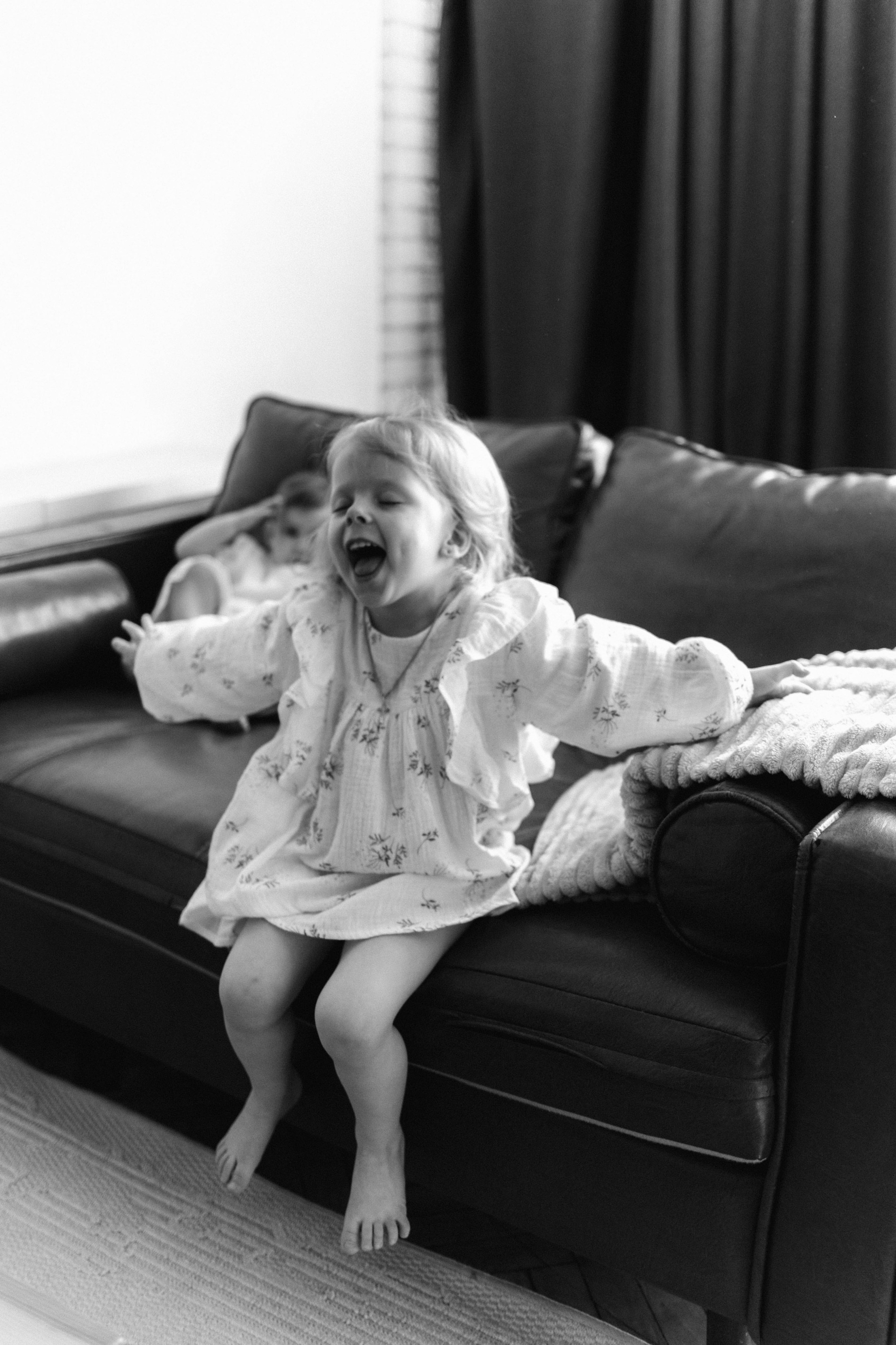 Студийная съемка большой семьи. Семейный и детский фотограф в Москве Маргарита Сереброва