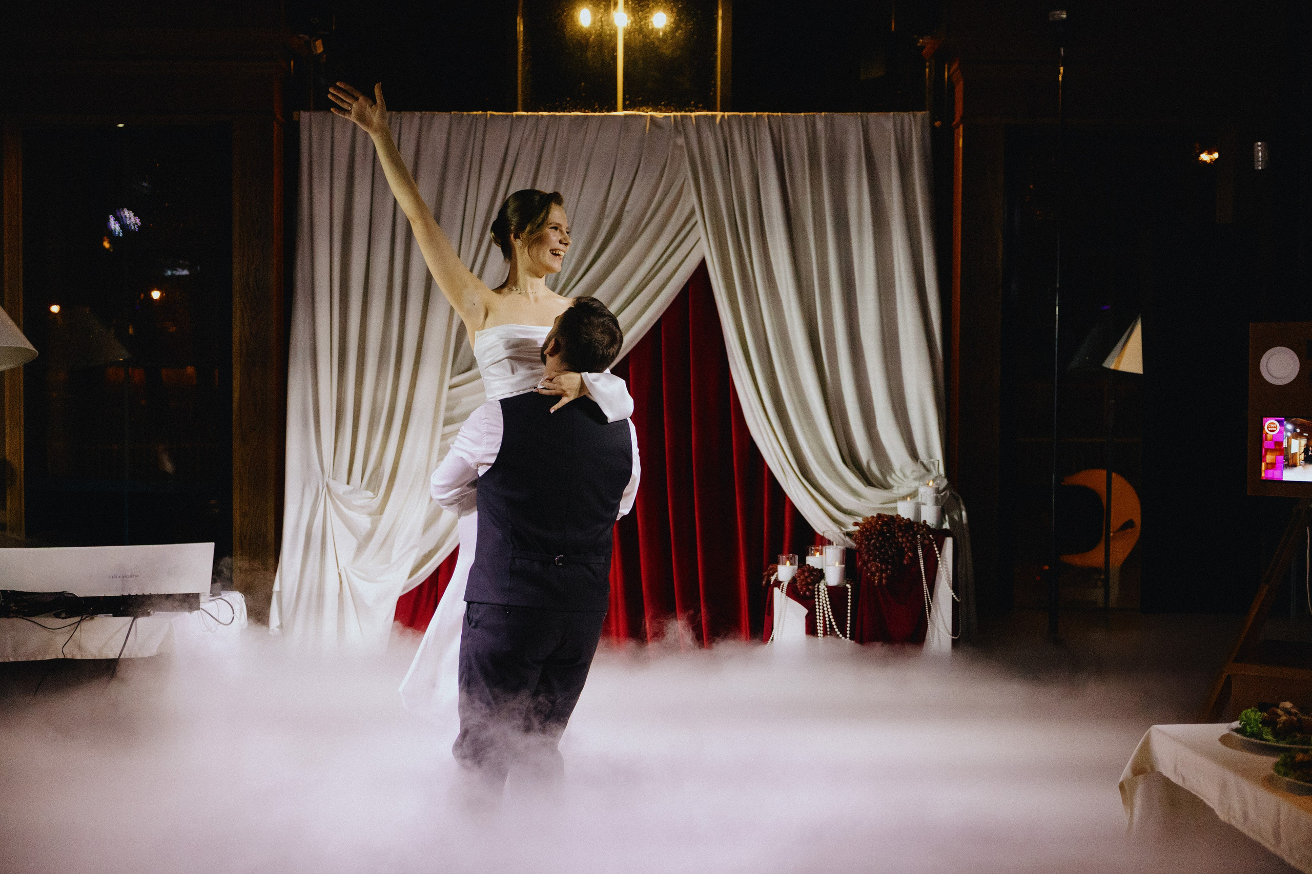 Свадьба Никиты и Оли в Санкт-Петербурге. Свадебный фотограф СПБ