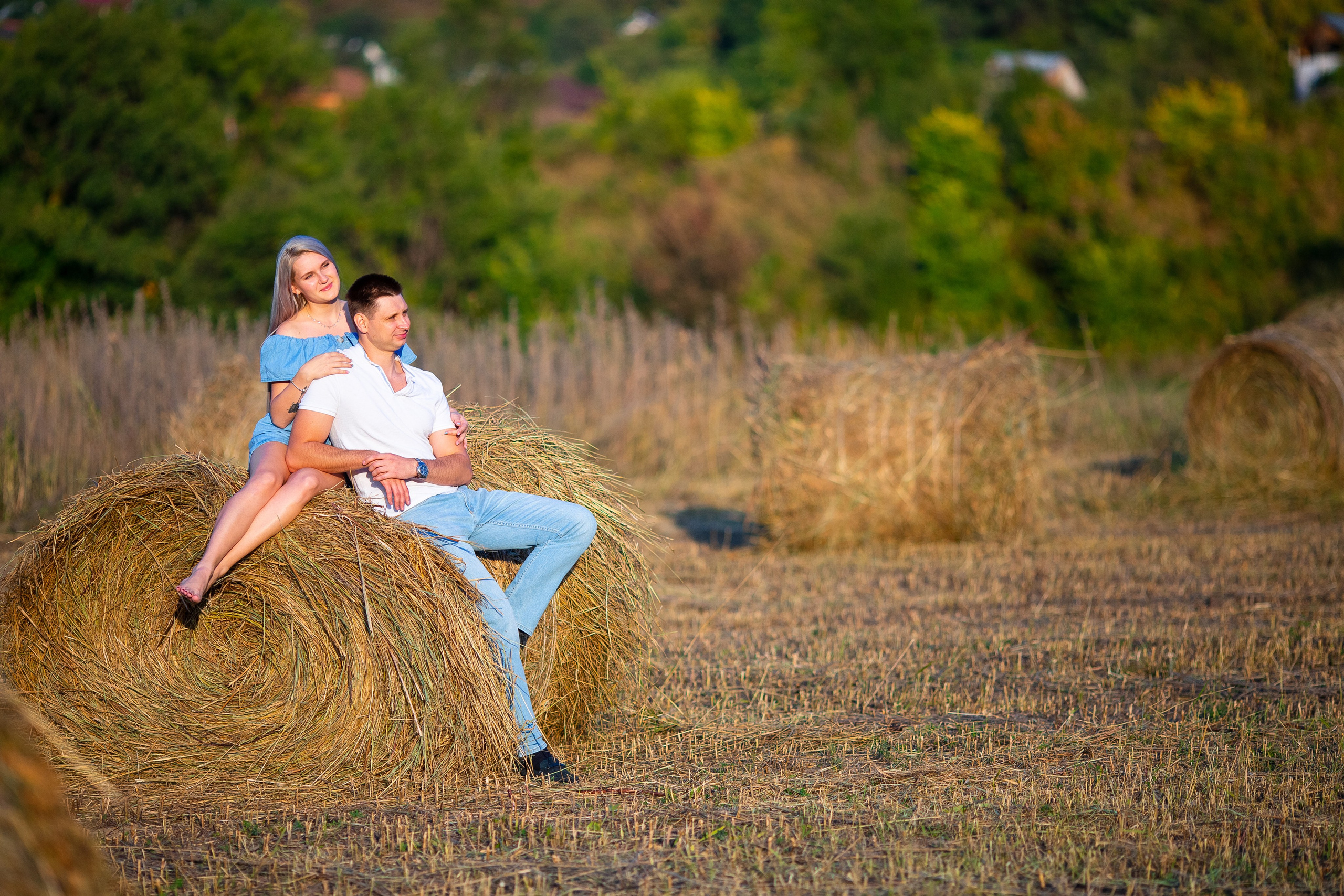 Фотосессия в стогах Алматы. Свадебный и семейный фотограф в Алматы Алексей Балышев