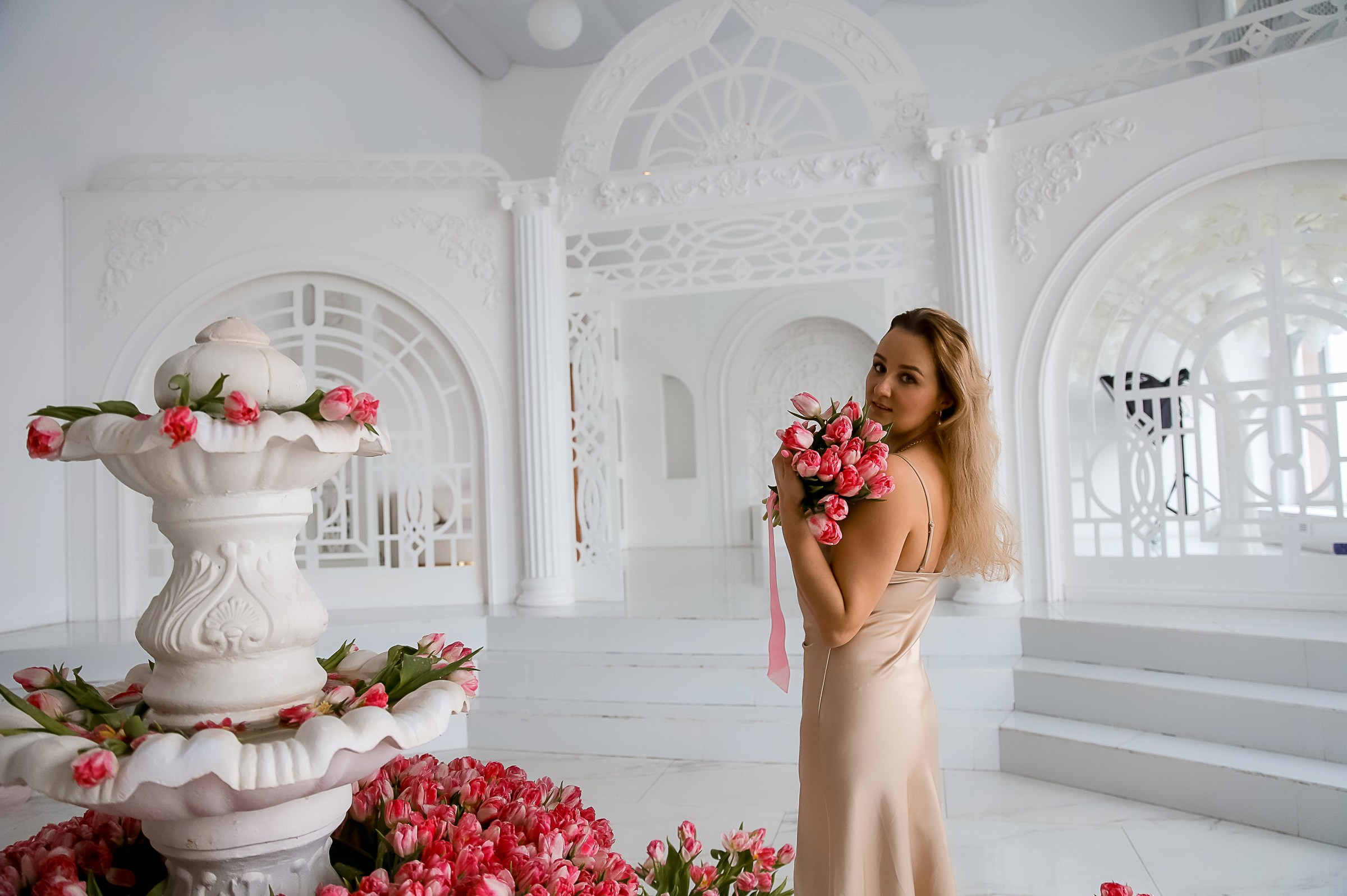 НАТАША В ТЮЛЬПАНАХ. Фотограф в Москве Ольга Колесникова