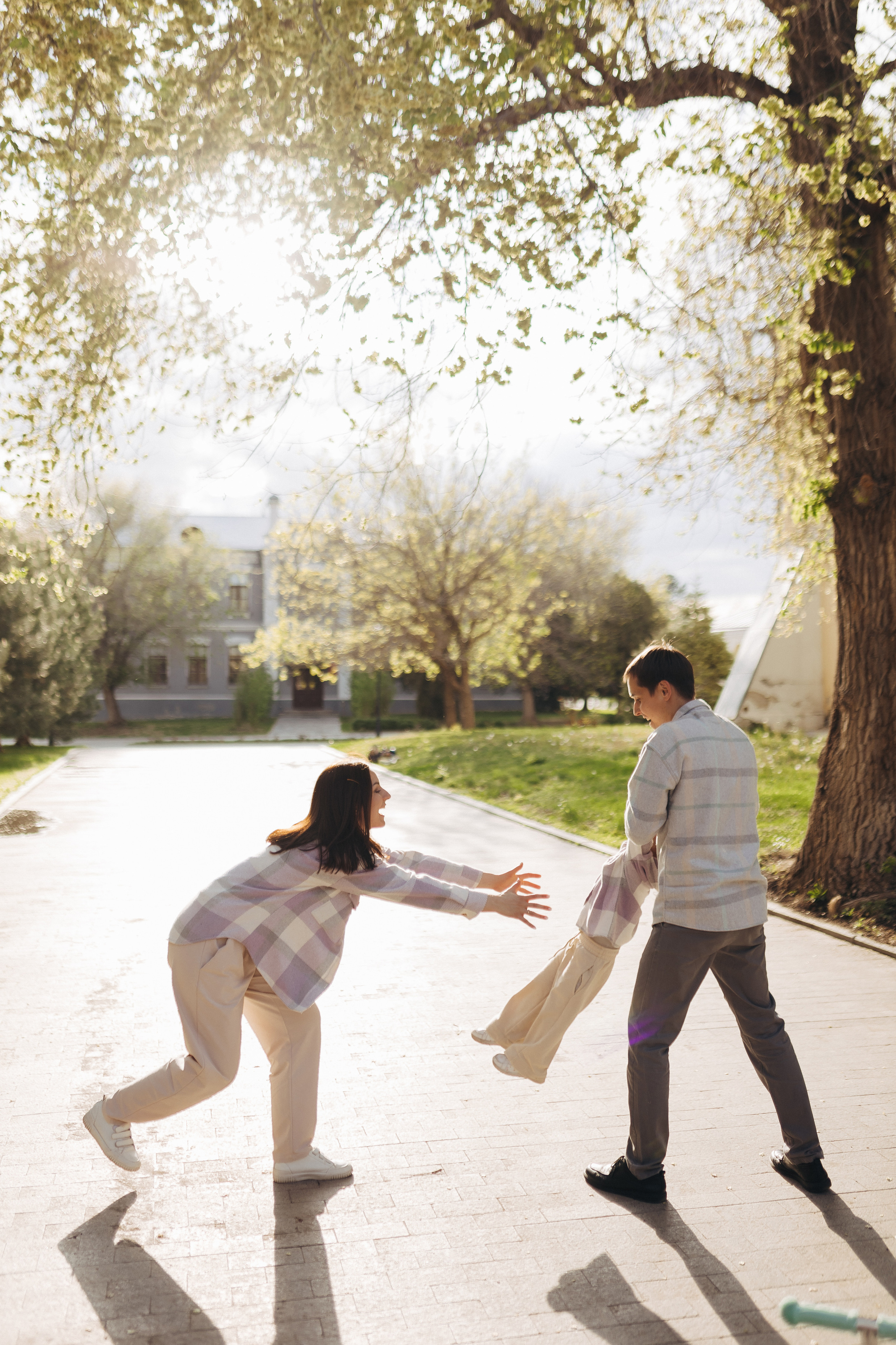 Прогулка в Кремле. Свадебный и семейный фотограф в Астрахани Заскокина Анастасия