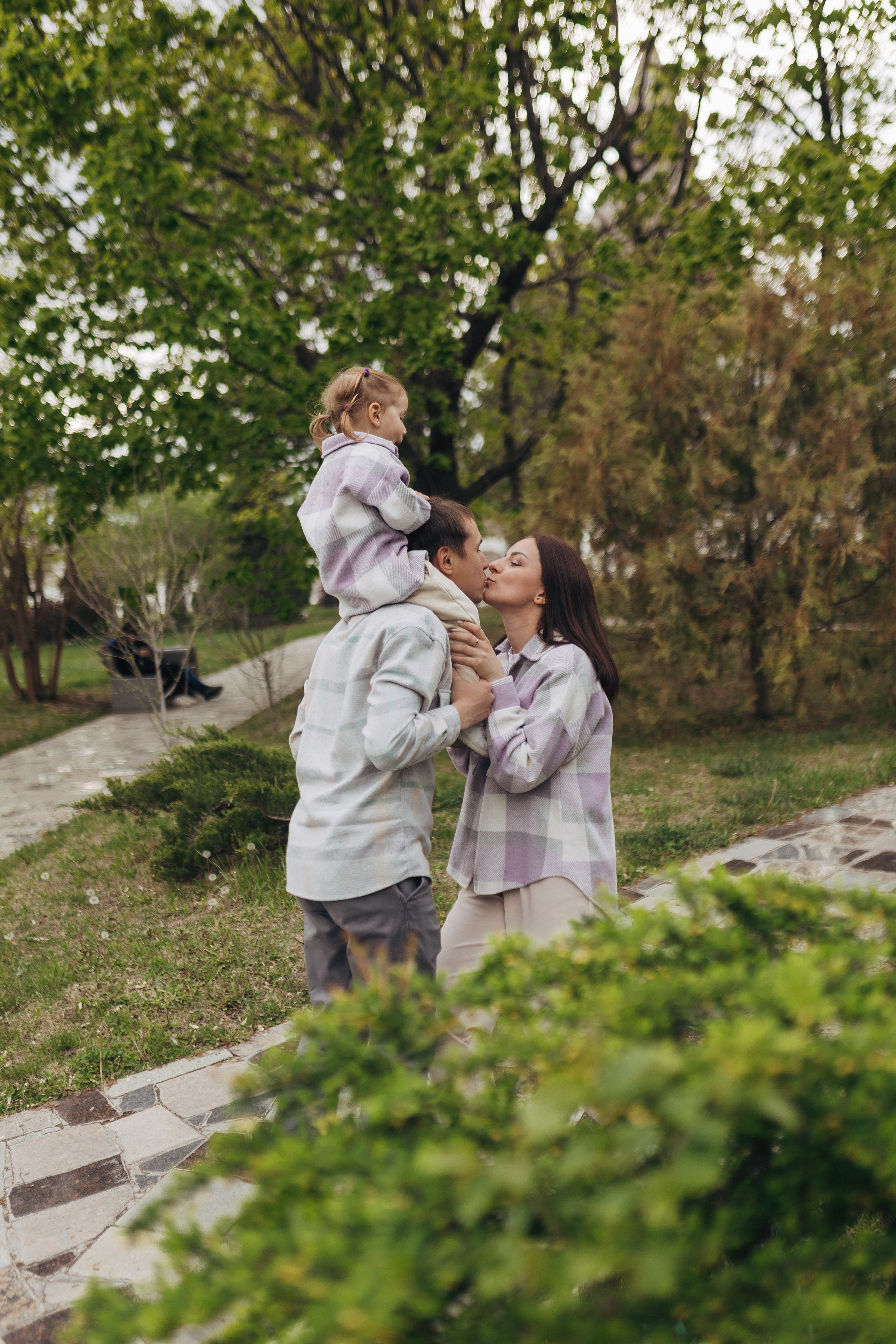 Прогулка в Кремле. Свадебный и семейный фотограф в Астрахани Заскокина Анастасия