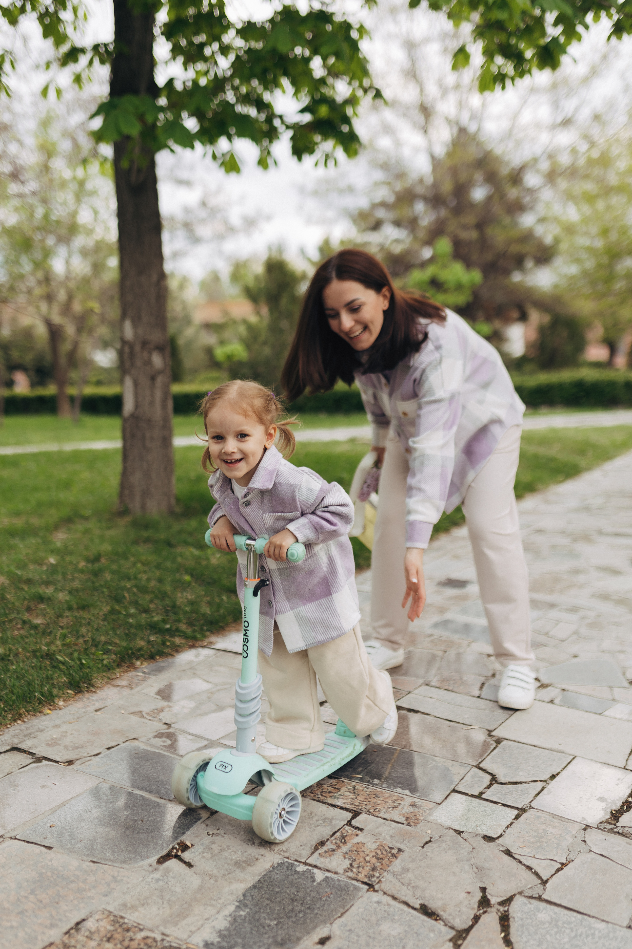 Прогулка в Кремле. Свадебный и семейный фотограф в Астрахани Заскокина Анастасия