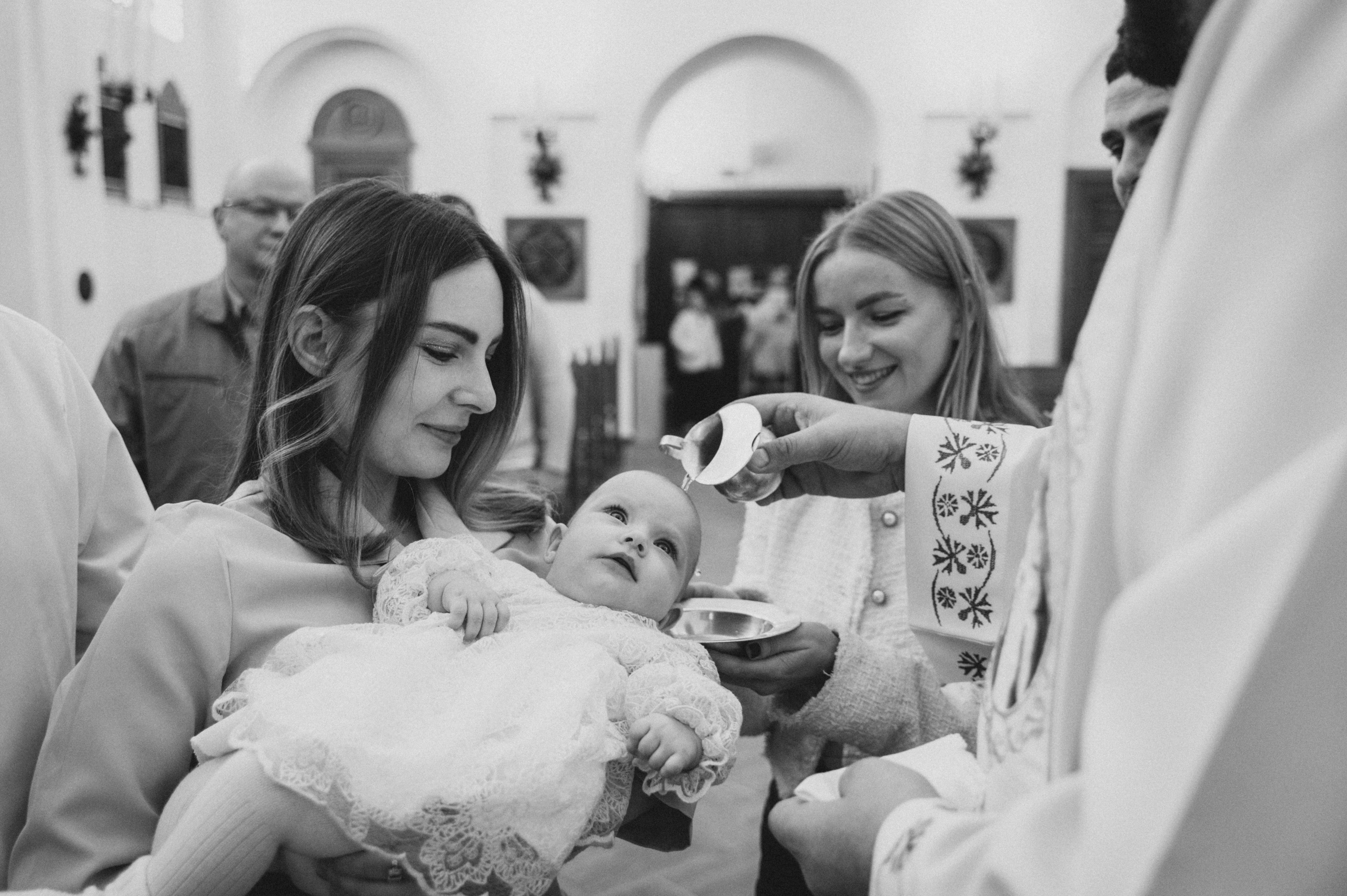 Крещение Эмили (Золотогорский костёл Пресвятой Троицы). Семейный фотограф в Минске Дарья Дреко