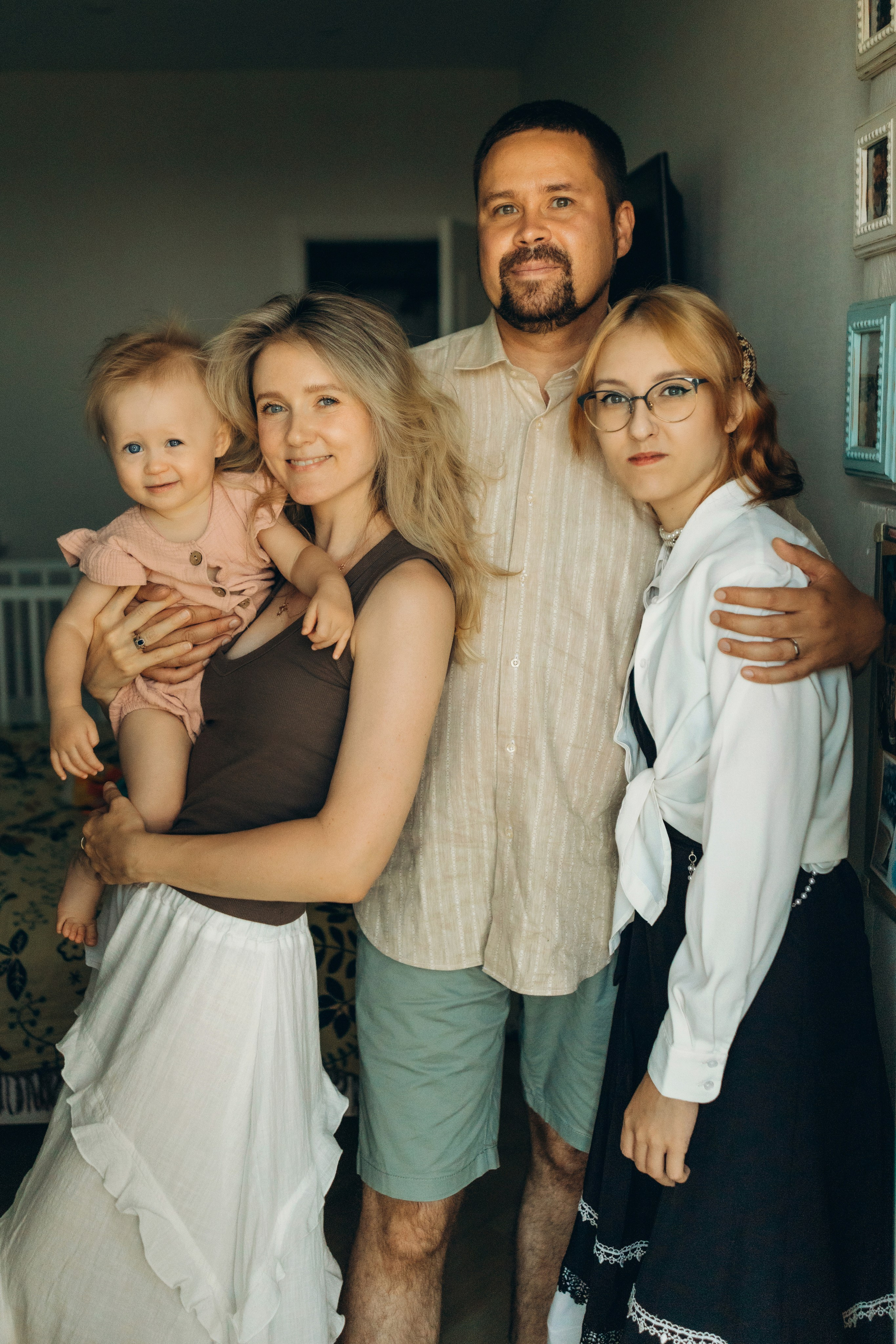 Андрей, Оля, Маша и Аня. Семейный фотограф и детский фотограф в Волгограде Алеся Бутакова — дет