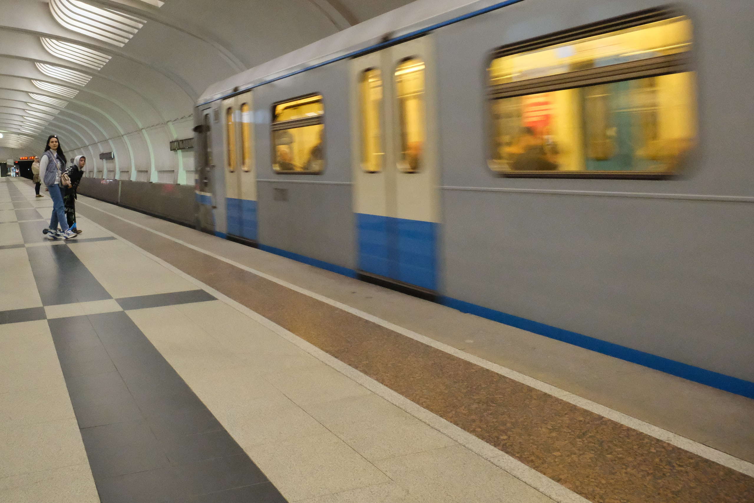 Улица, люди, жизнь…